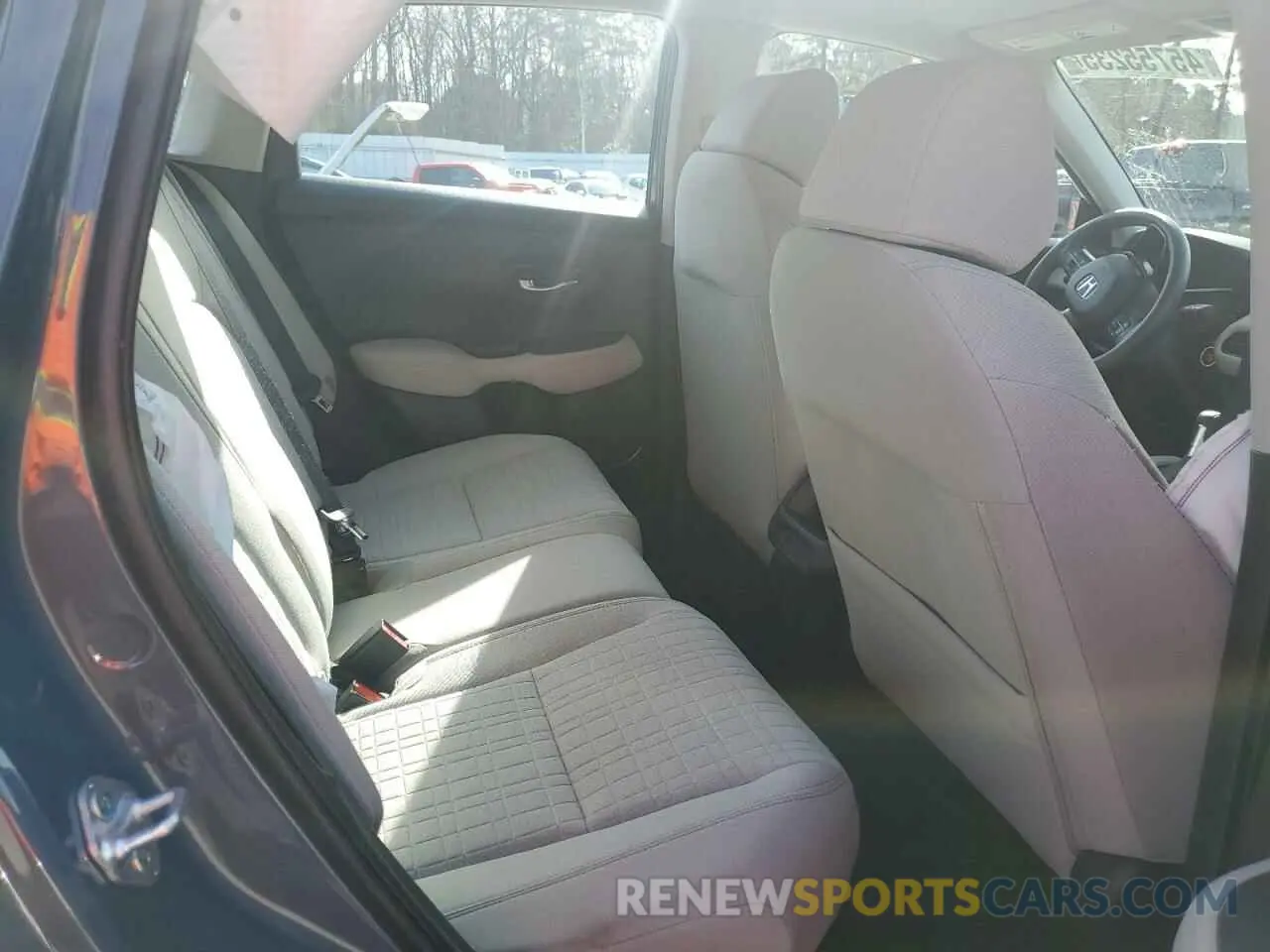 10 Photograph of a damaged car 3CZRZ1H37RM726315 HONDA HR-V 2024