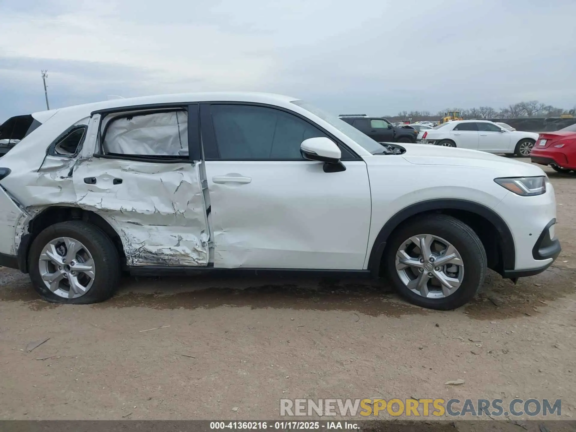 12 Photograph of a damaged car 3CZRZ1H37RM731434 HONDA HR-V 2024