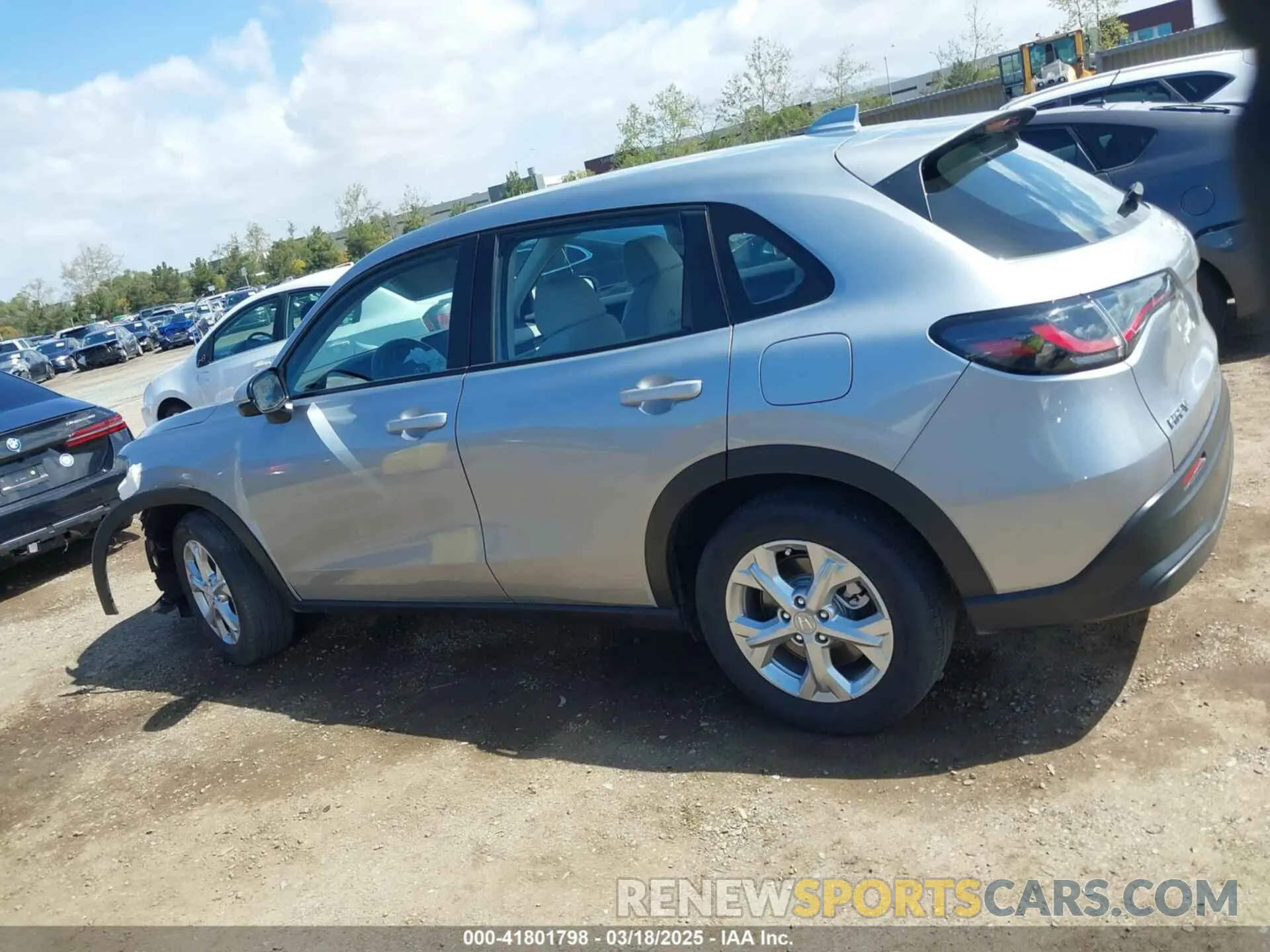 14 Photograph of a damaged car 3CZRZ1H37RM735936 HONDA HR-V 2024