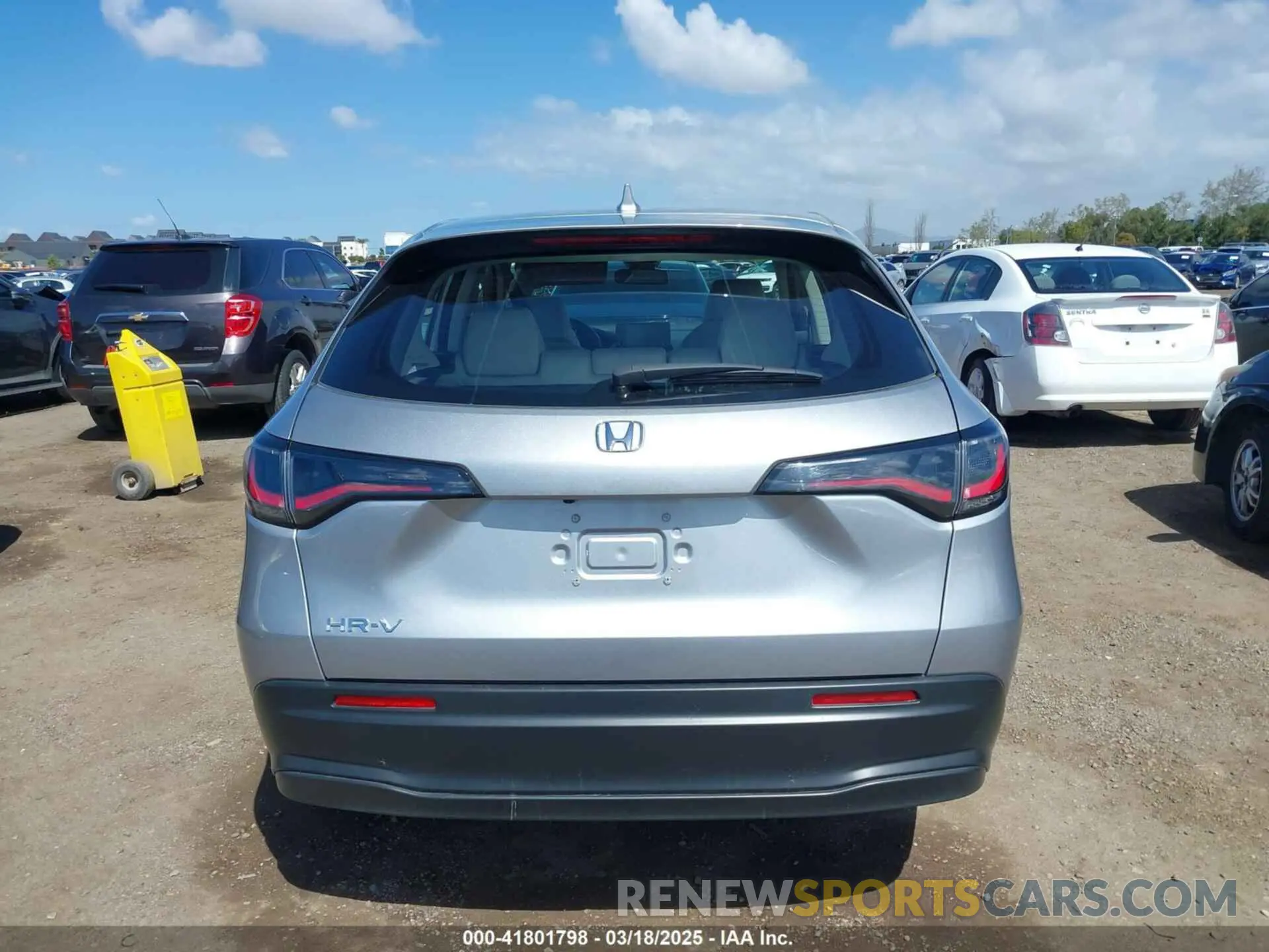 16 Photograph of a damaged car 3CZRZ1H37RM735936 HONDA HR-V 2024