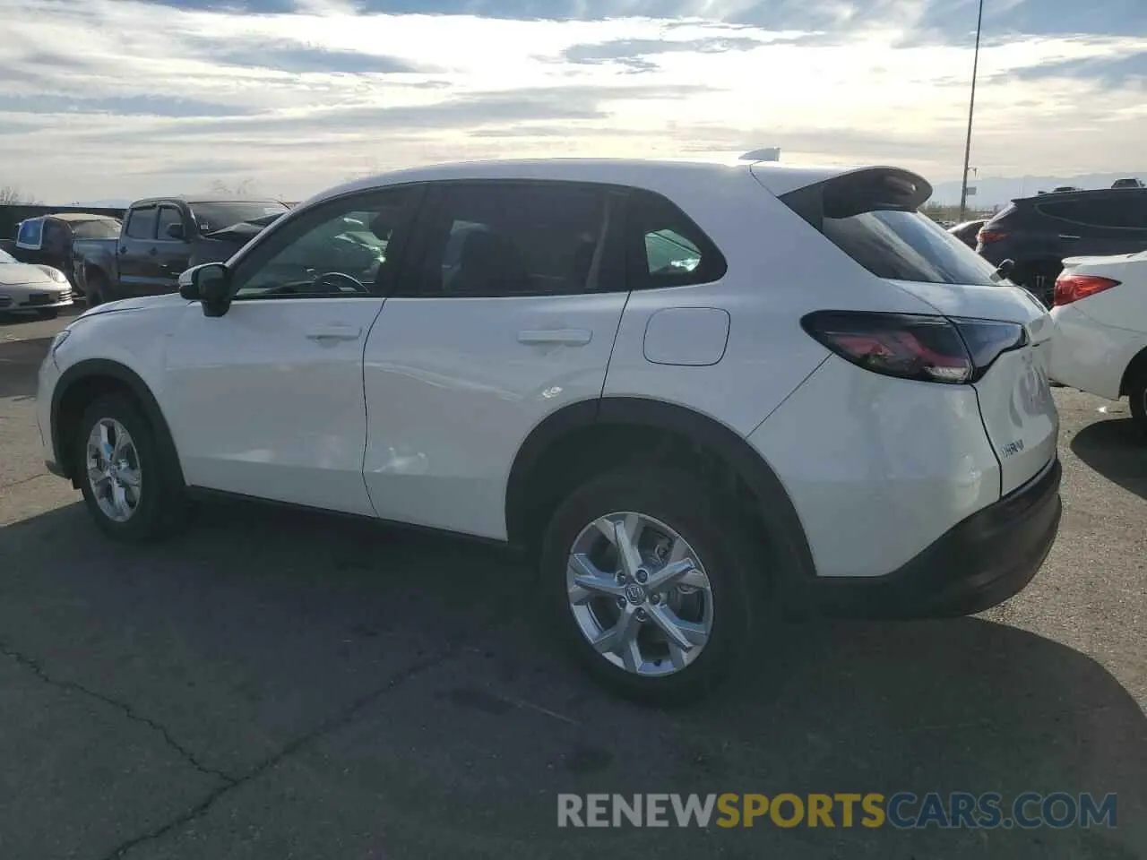 2 Photograph of a damaged car 3CZRZ1H37RM743776 HONDA HR-V 2024