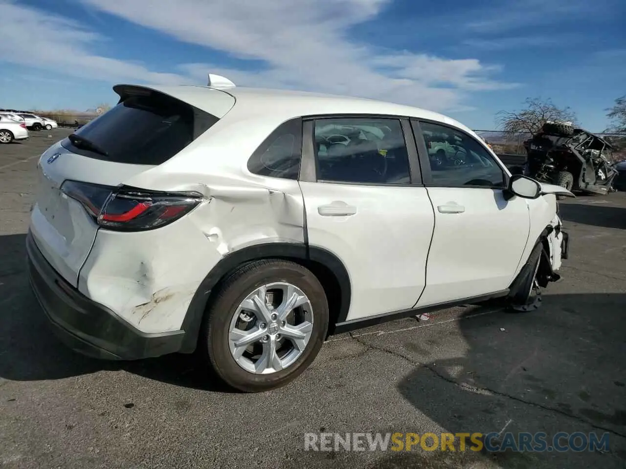 3 Photograph of a damaged car 3CZRZ1H37RM743776 HONDA HR-V 2024