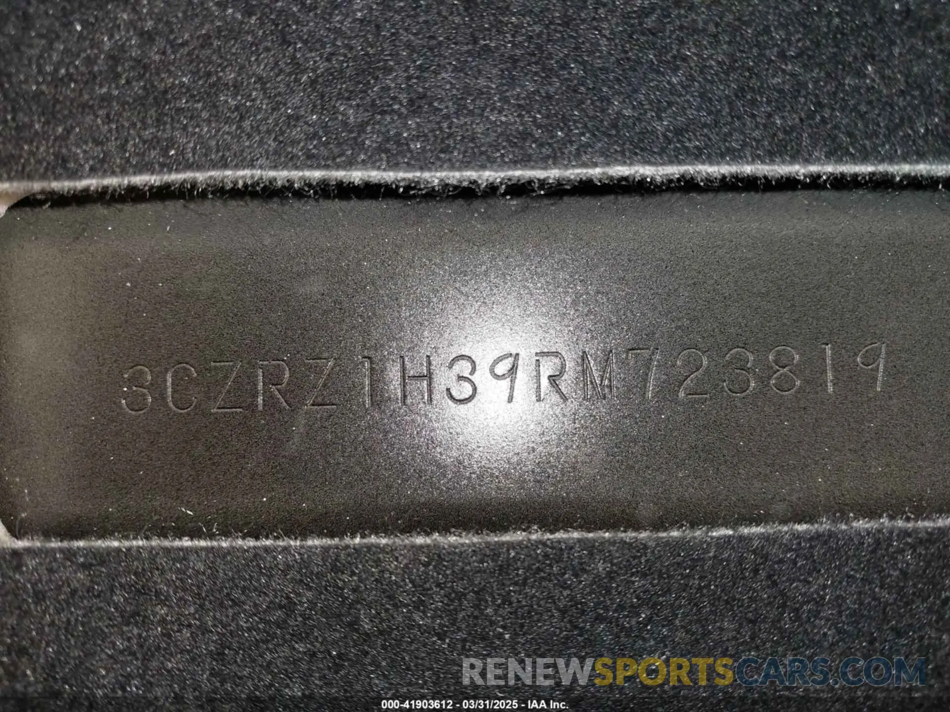 17 Photograph of a damaged car 3CZRZ1H39RM723819 HONDA HR-V 2024