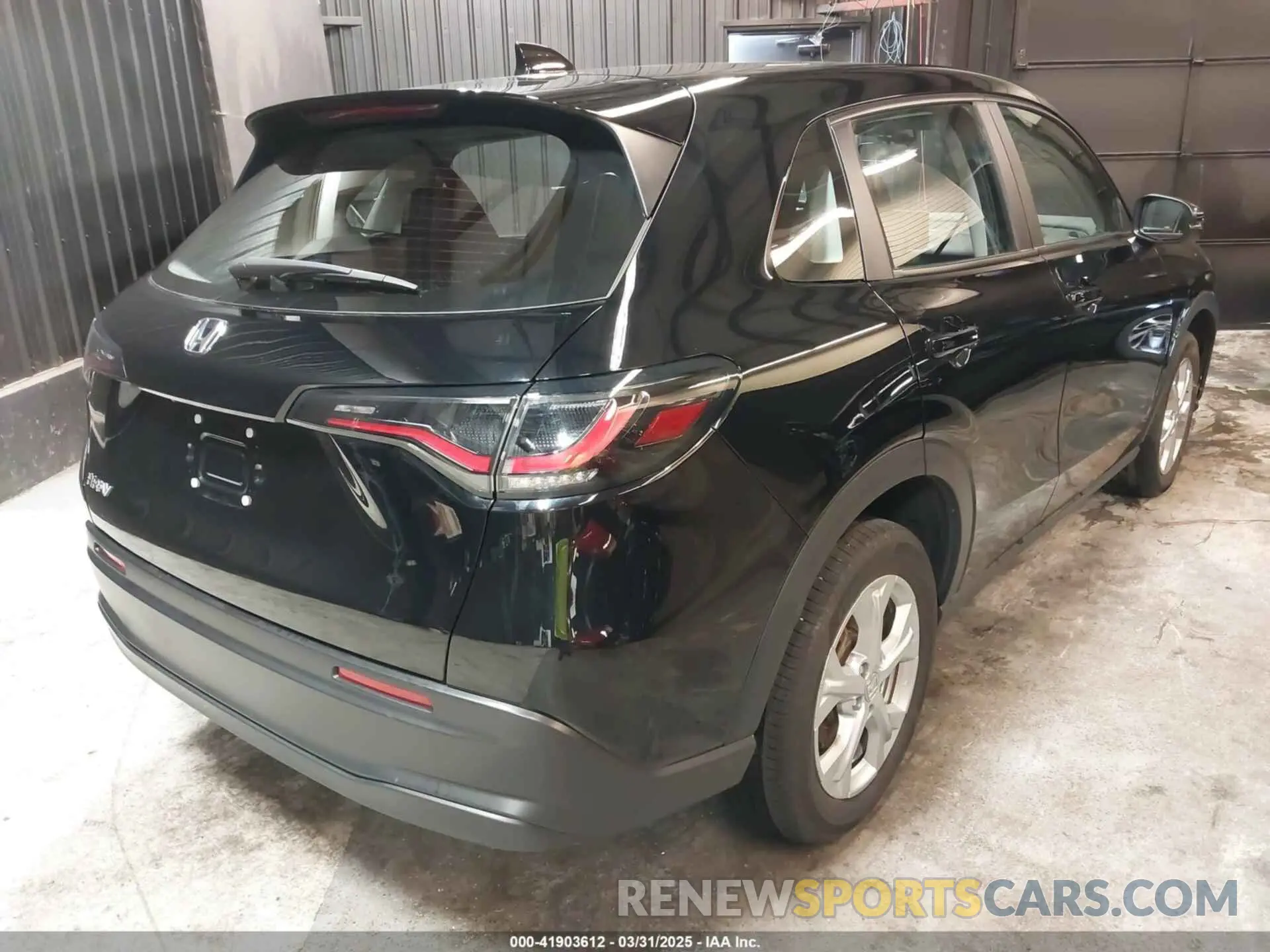 4 Photograph of a damaged car 3CZRZ1H39RM723819 HONDA HR-V 2024