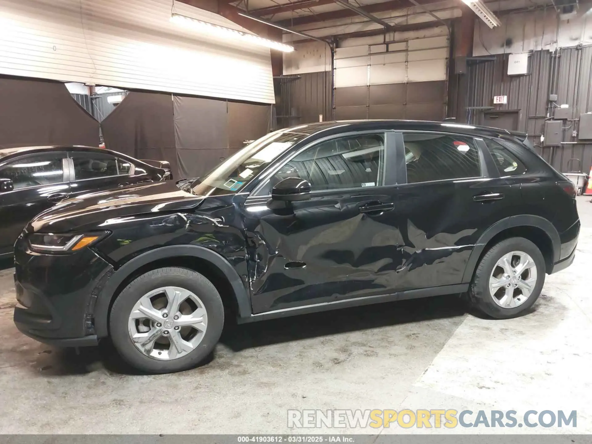 6 Photograph of a damaged car 3CZRZ1H39RM723819 HONDA HR-V 2024