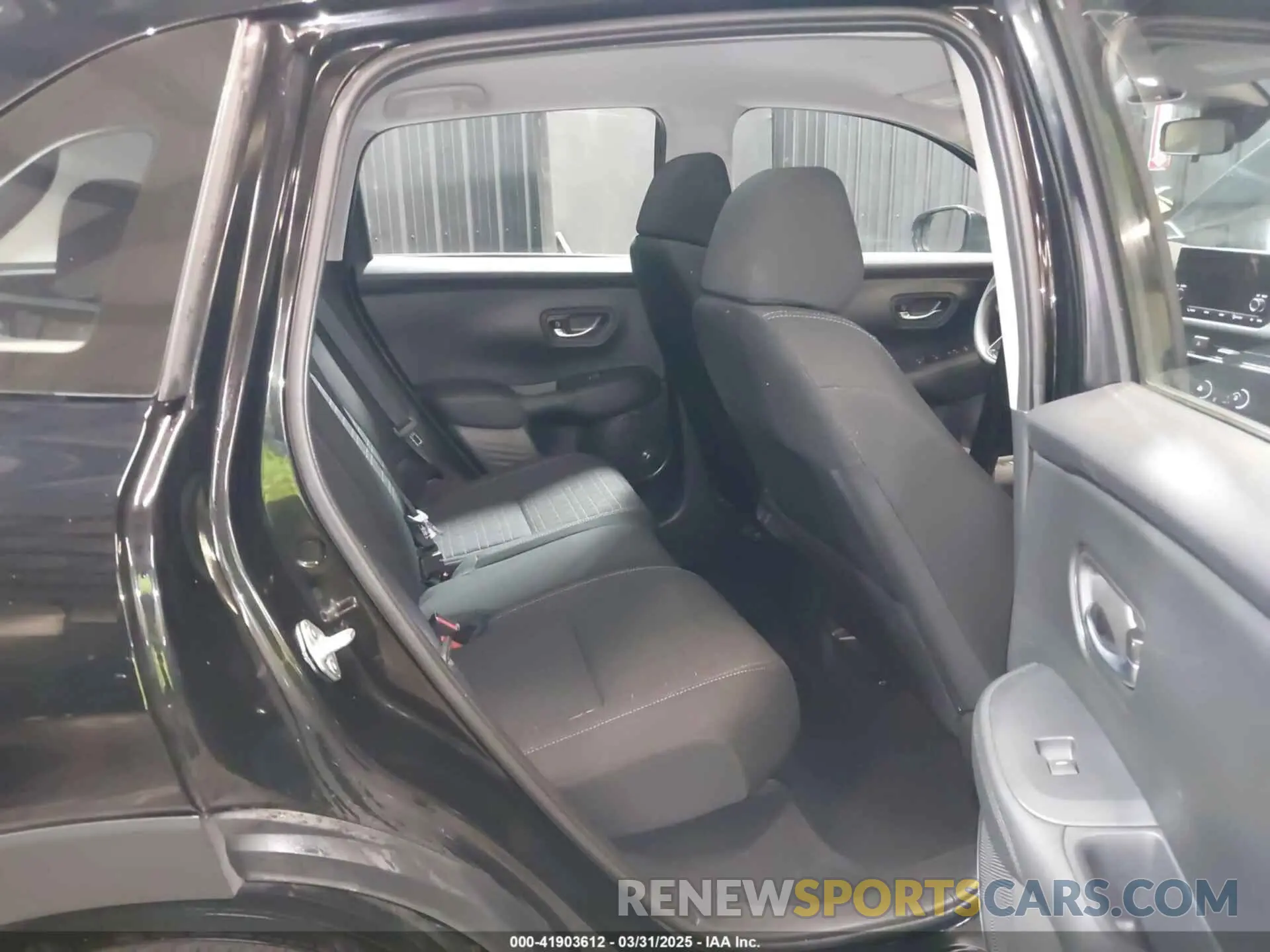 8 Photograph of a damaged car 3CZRZ1H39RM723819 HONDA HR-V 2024