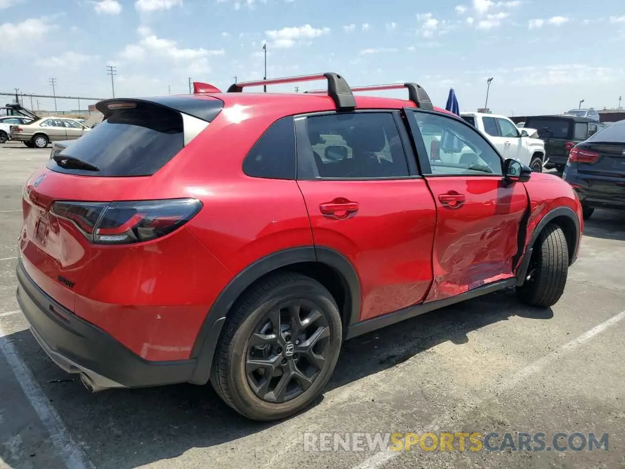 3 Photograph of a damaged car 3CZRZ1H50RM703637 HONDA HR-V 2024