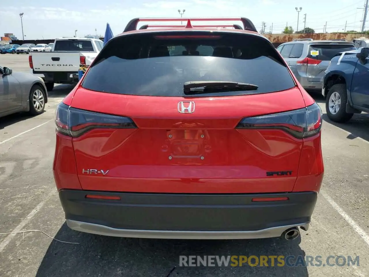 6 Photograph of a damaged car 3CZRZ1H50RM703637 HONDA HR-V 2024
