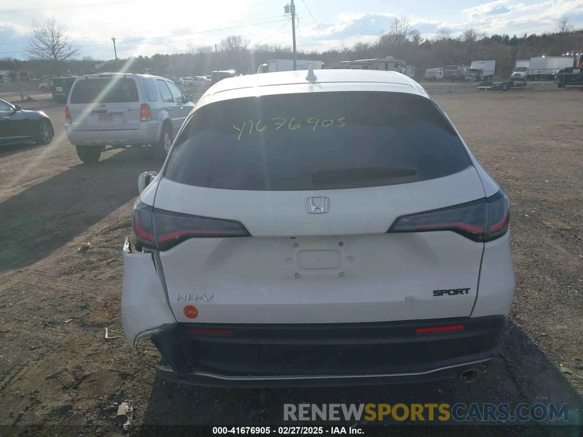 16 Photograph of a damaged car 3CZRZ1H50RM728277 HONDA HR-V 2024