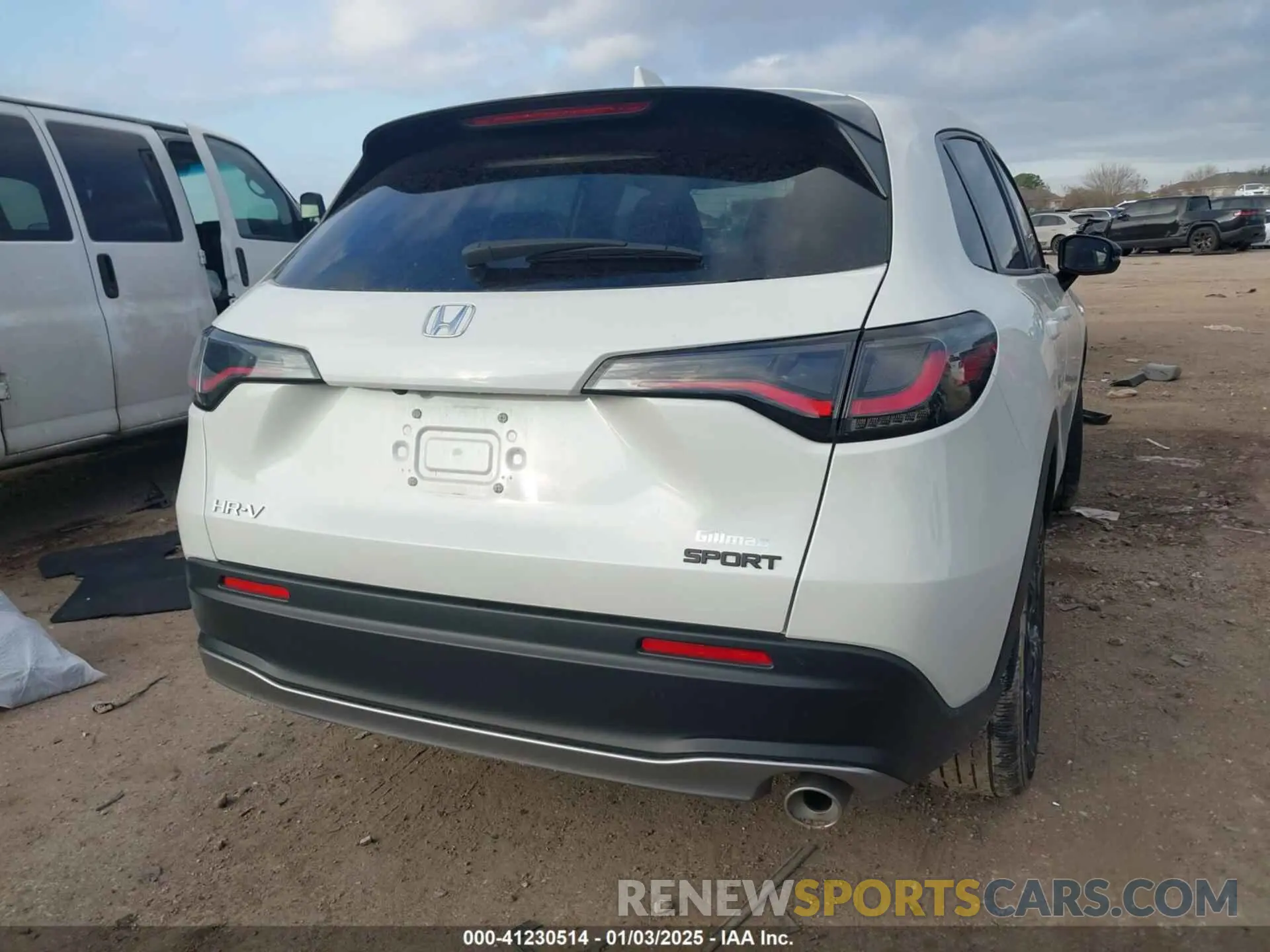 15 Photograph of a damaged car 3CZRZ1H50RM741904 HONDA HR-V 2024