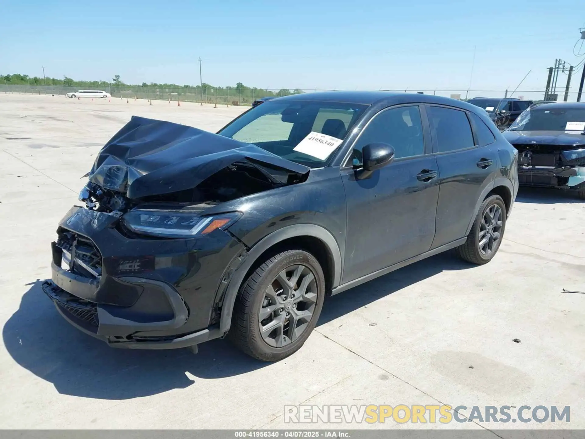 2 Photograph of a damaged car 3CZRZ1H50RM761327 HONDA HR-V 2024