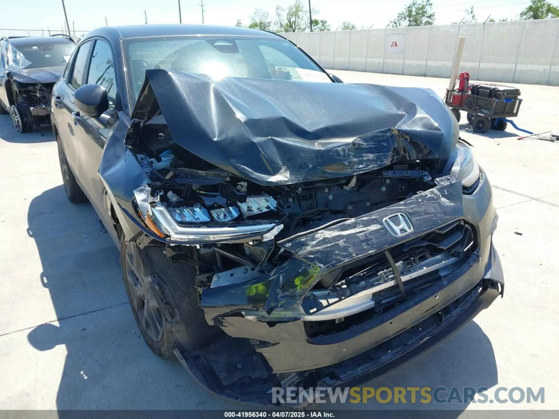 6 Photograph of a damaged car 3CZRZ1H50RM761327 HONDA HR-V 2024
