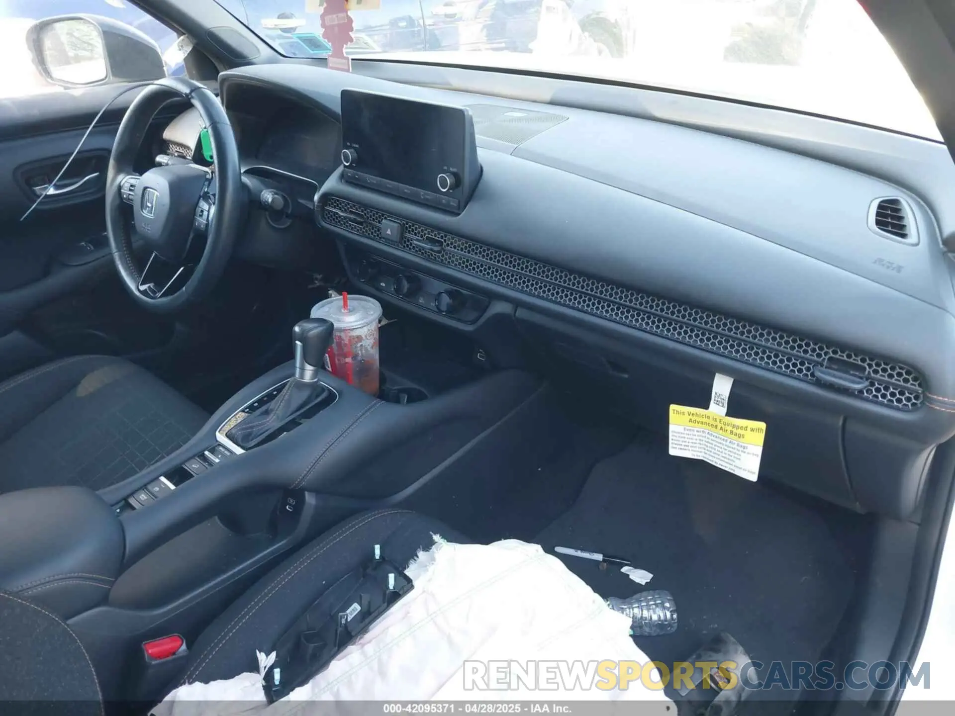 5 Photograph of a damaged car 3CZRZ1H51RM703226 HONDA HR-V 2024