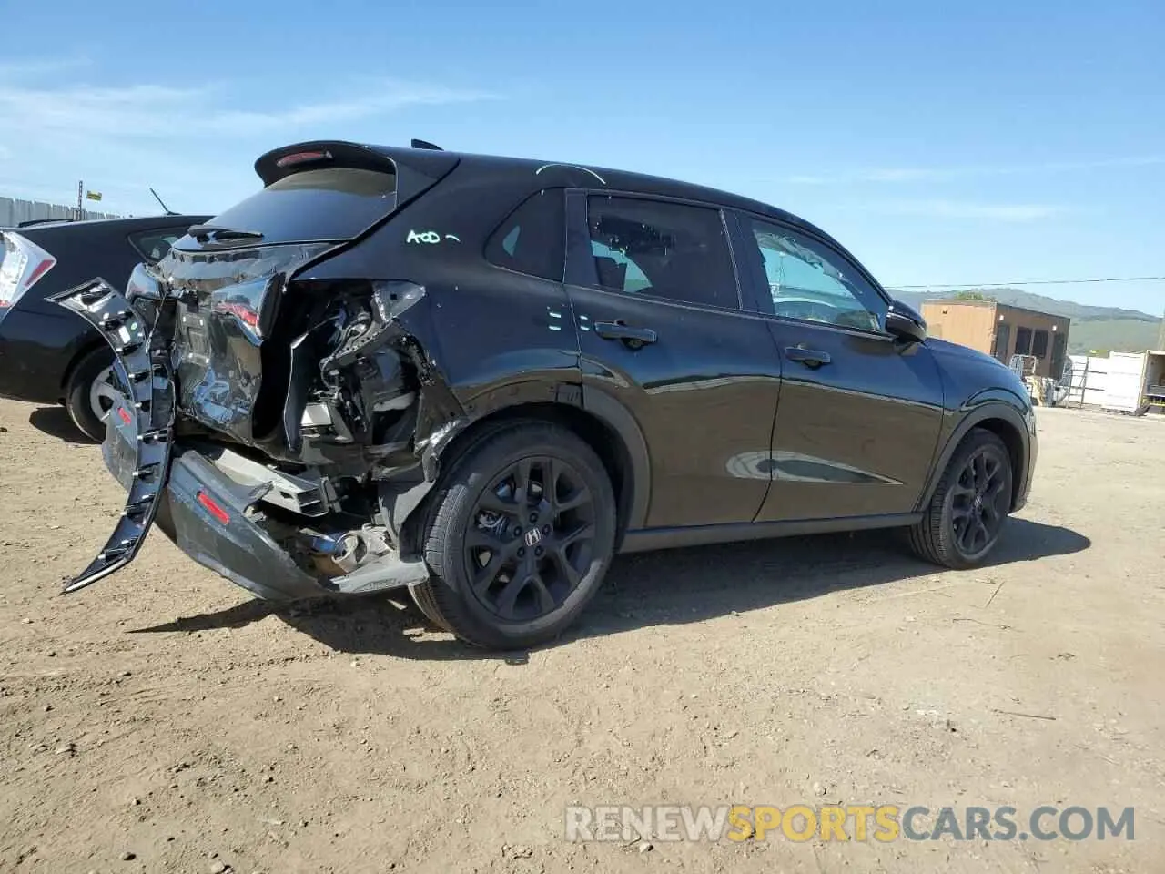 3 Photograph of a damaged car 3CZRZ1H51RM717160 HONDA HR-V 2024