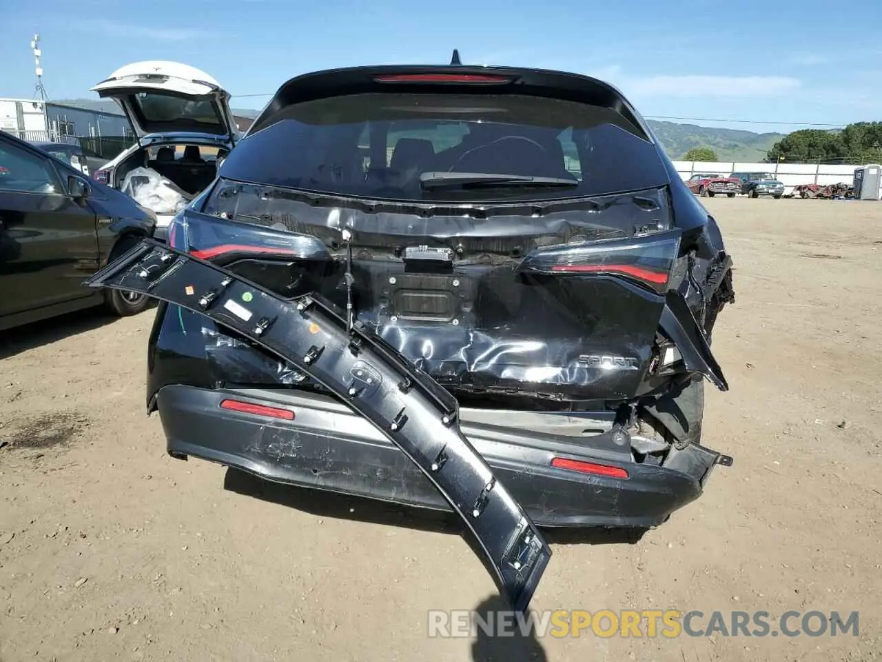 6 Photograph of a damaged car 3CZRZ1H51RM717160 HONDA HR-V 2024
