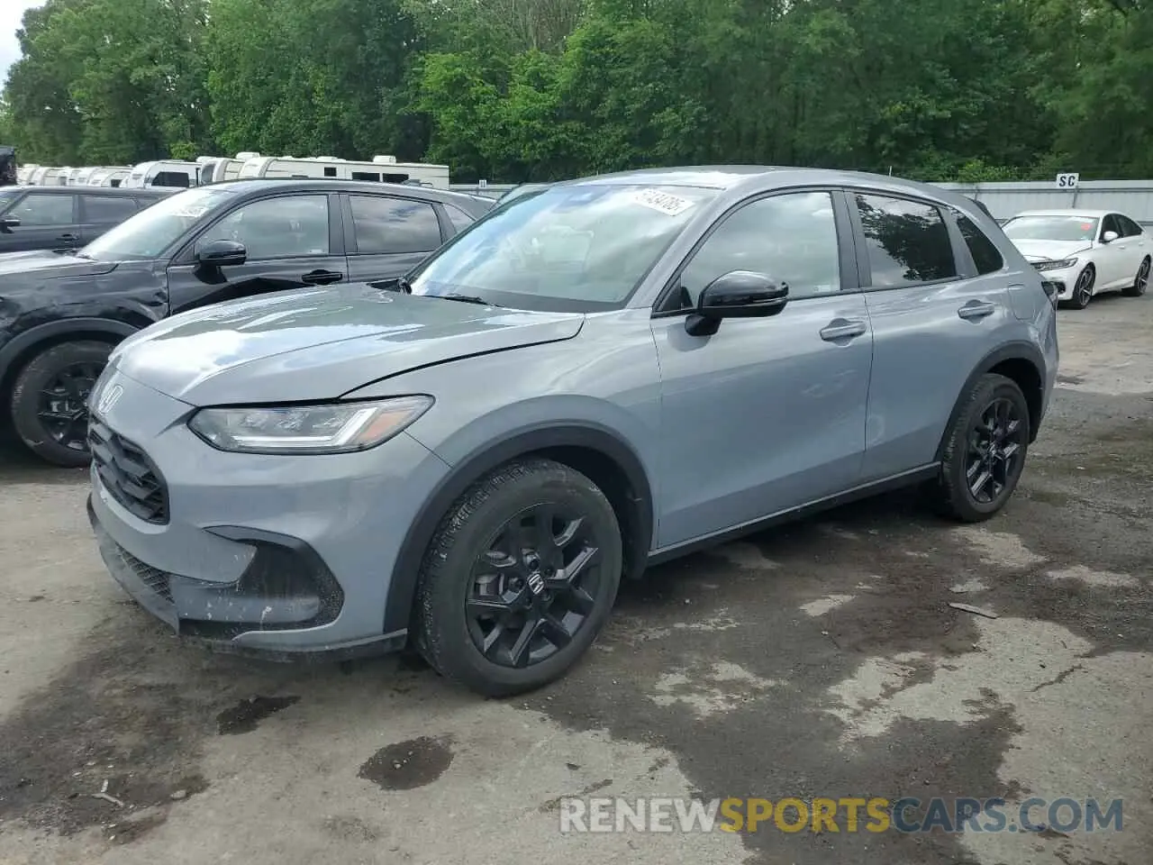 1 Photograph of a damaged car 3CZRZ1H51RM723489 HONDA HR-V 2024