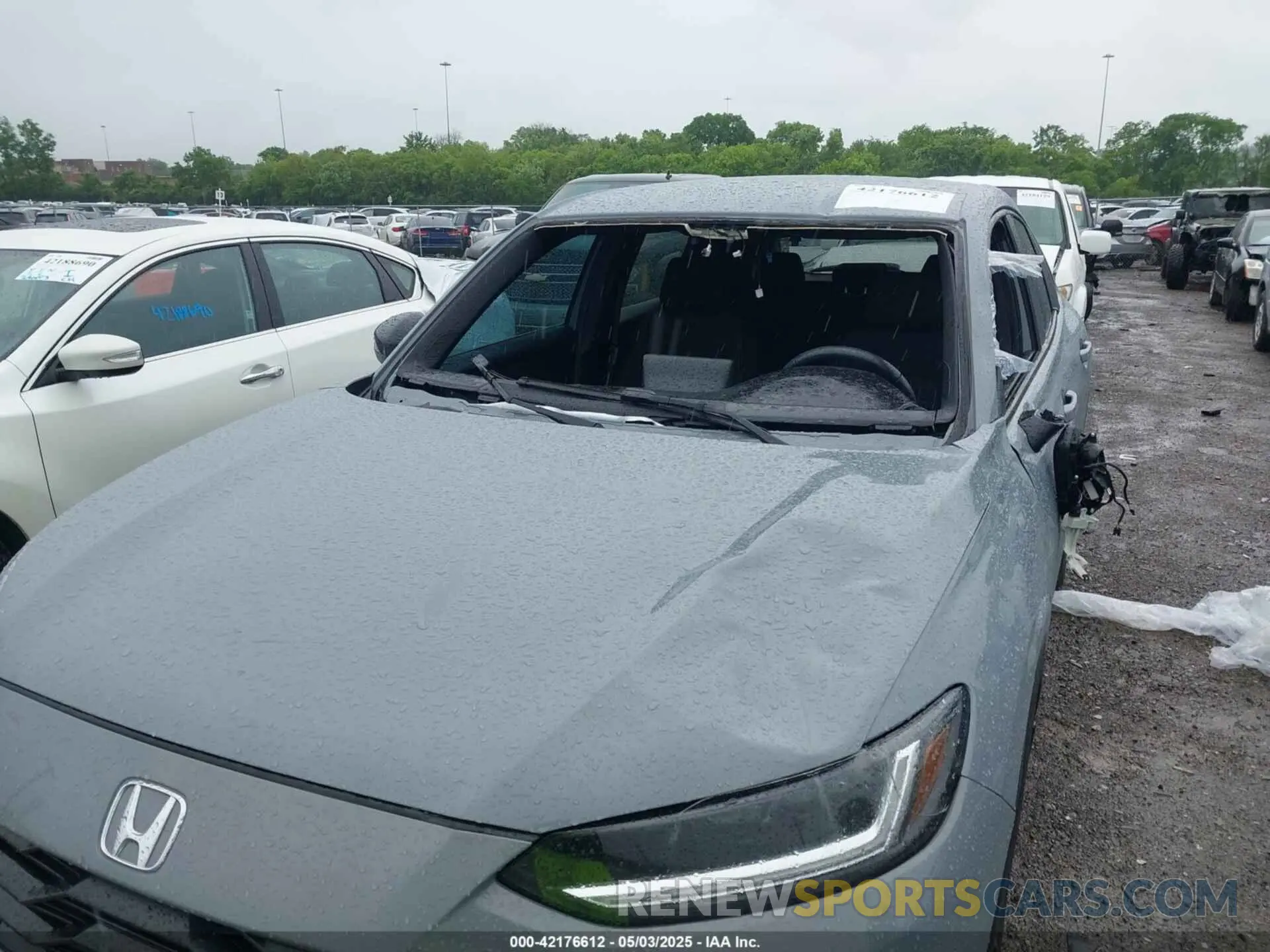 6 Photograph of a damaged car 3CZRZ1H51RM724187 HONDA HR-V 2024