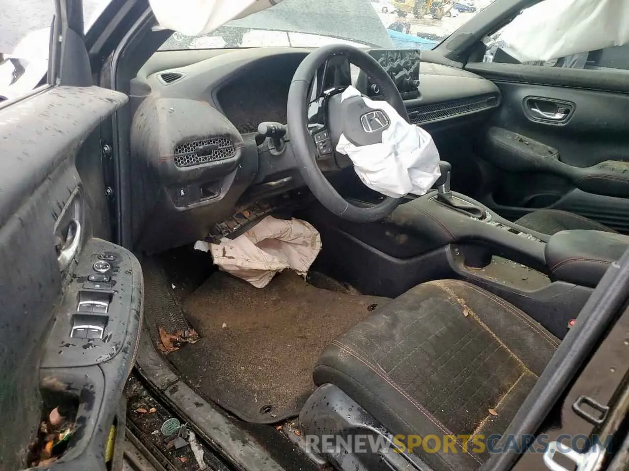 8 Photograph of a damaged car 3CZRZ1H51RM741197 HONDA HR-V 2024