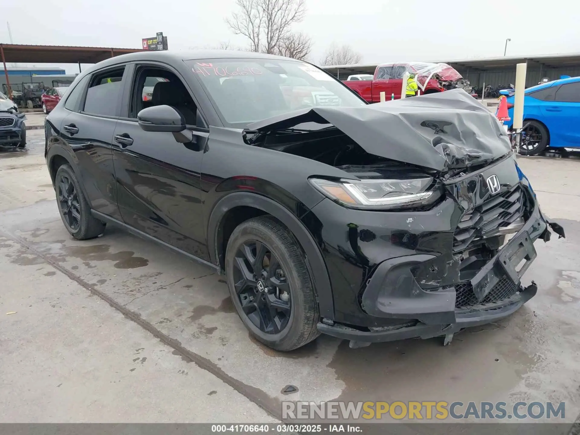 1 Photograph of a damaged car 3CZRZ1H52RM745677 HONDA HR-V 2024