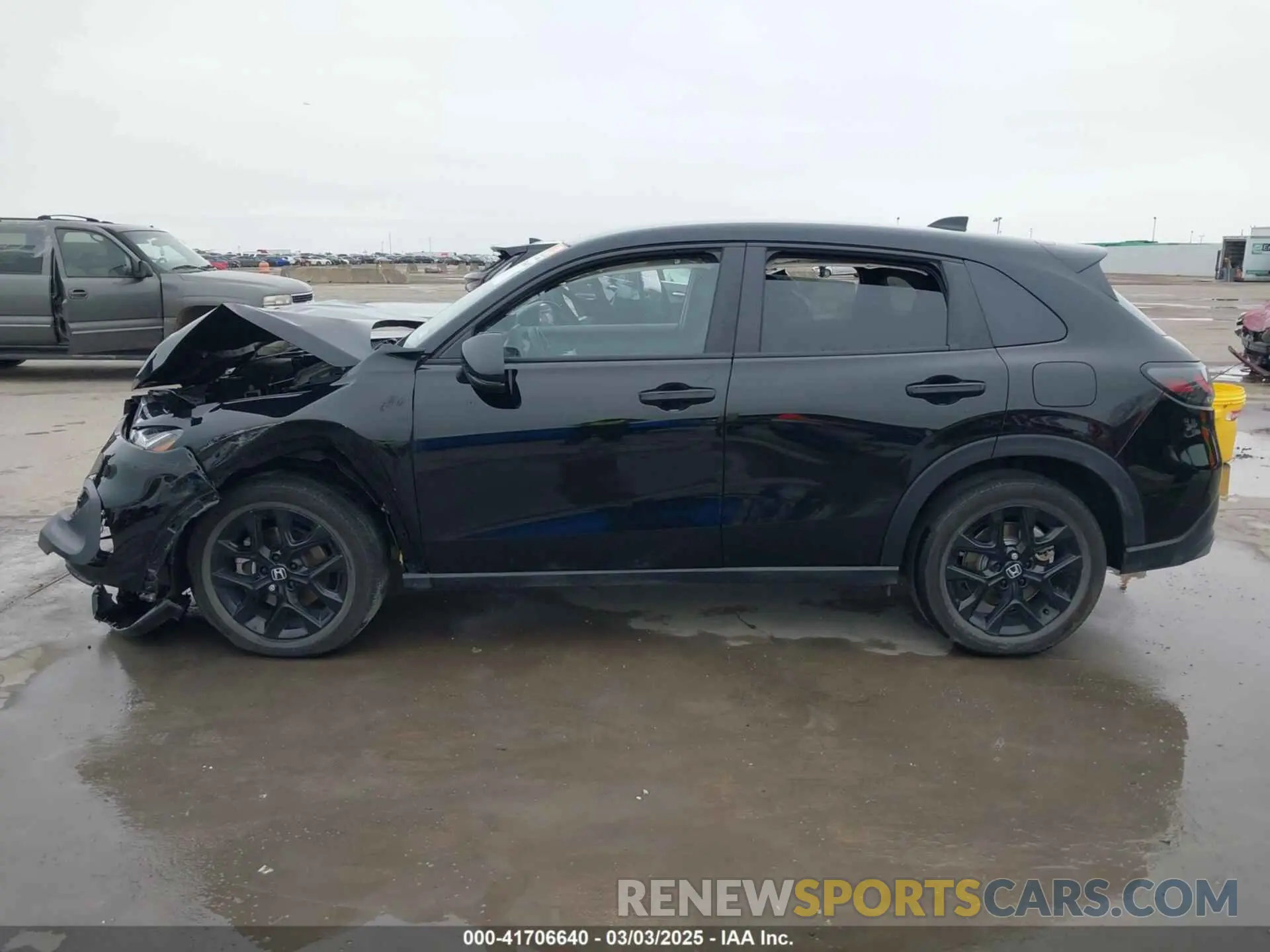 15 Photograph of a damaged car 3CZRZ1H52RM745677 HONDA HR-V 2024