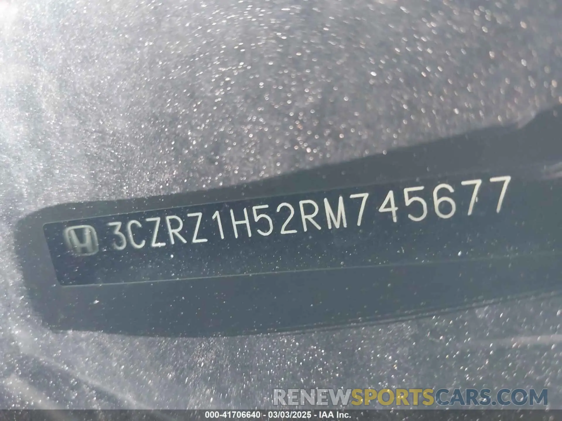 18 Photograph of a damaged car 3CZRZ1H52RM745677 HONDA HR-V 2024