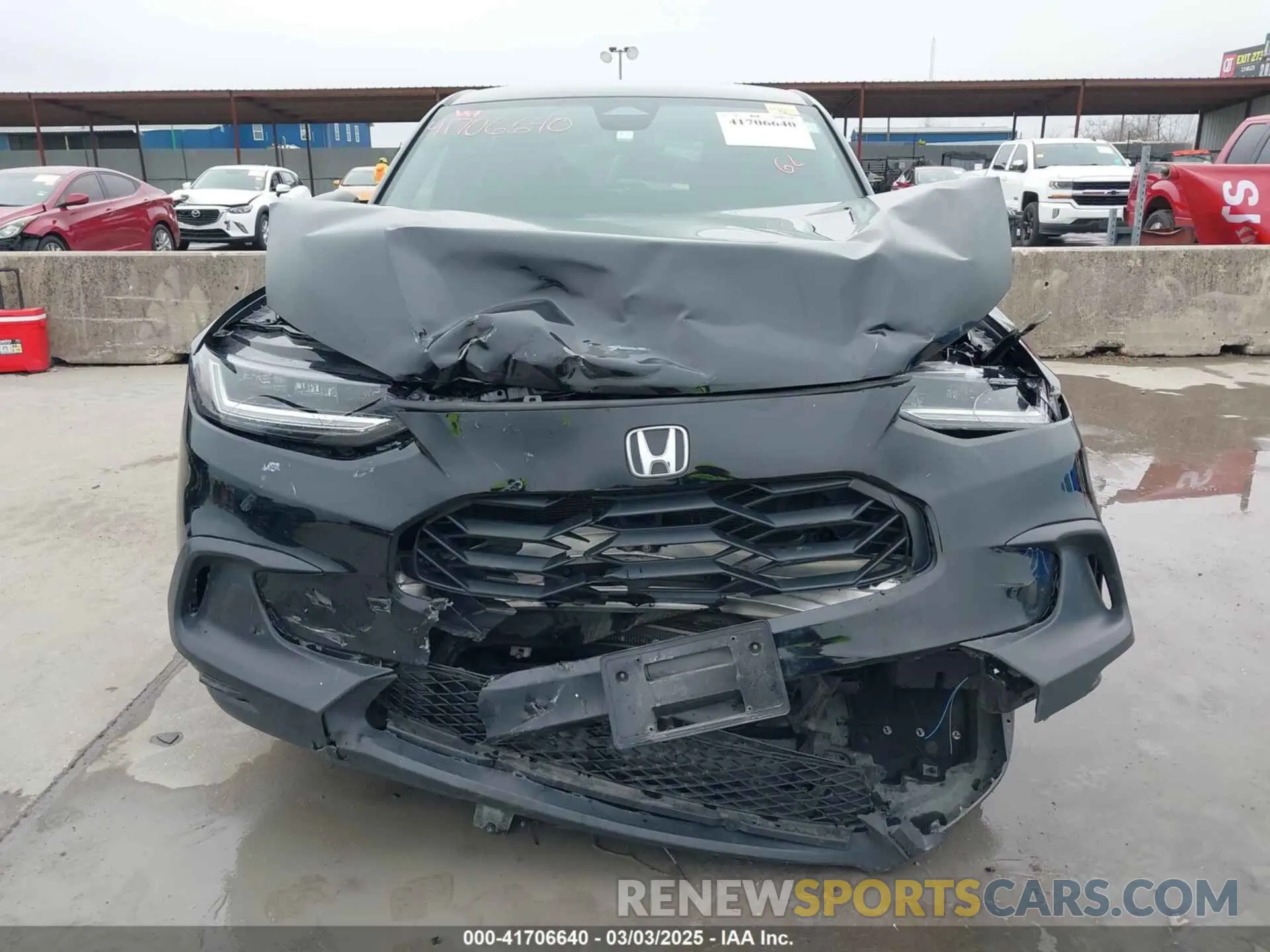 6 Photograph of a damaged car 3CZRZ1H52RM745677 HONDA HR-V 2024