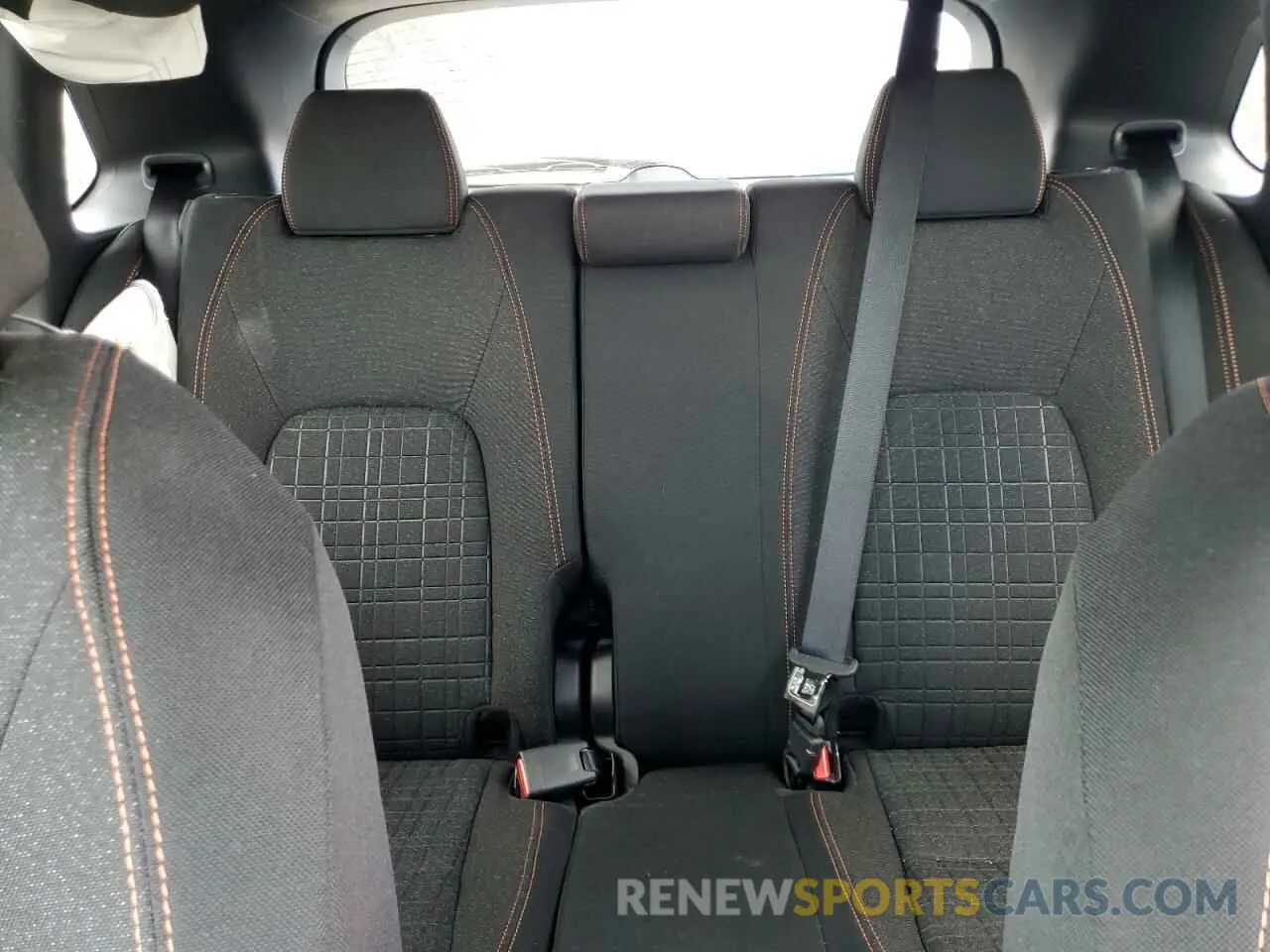 10 Photograph of a damaged car 3CZRZ1H53RM704281 HONDA HR-V 2024