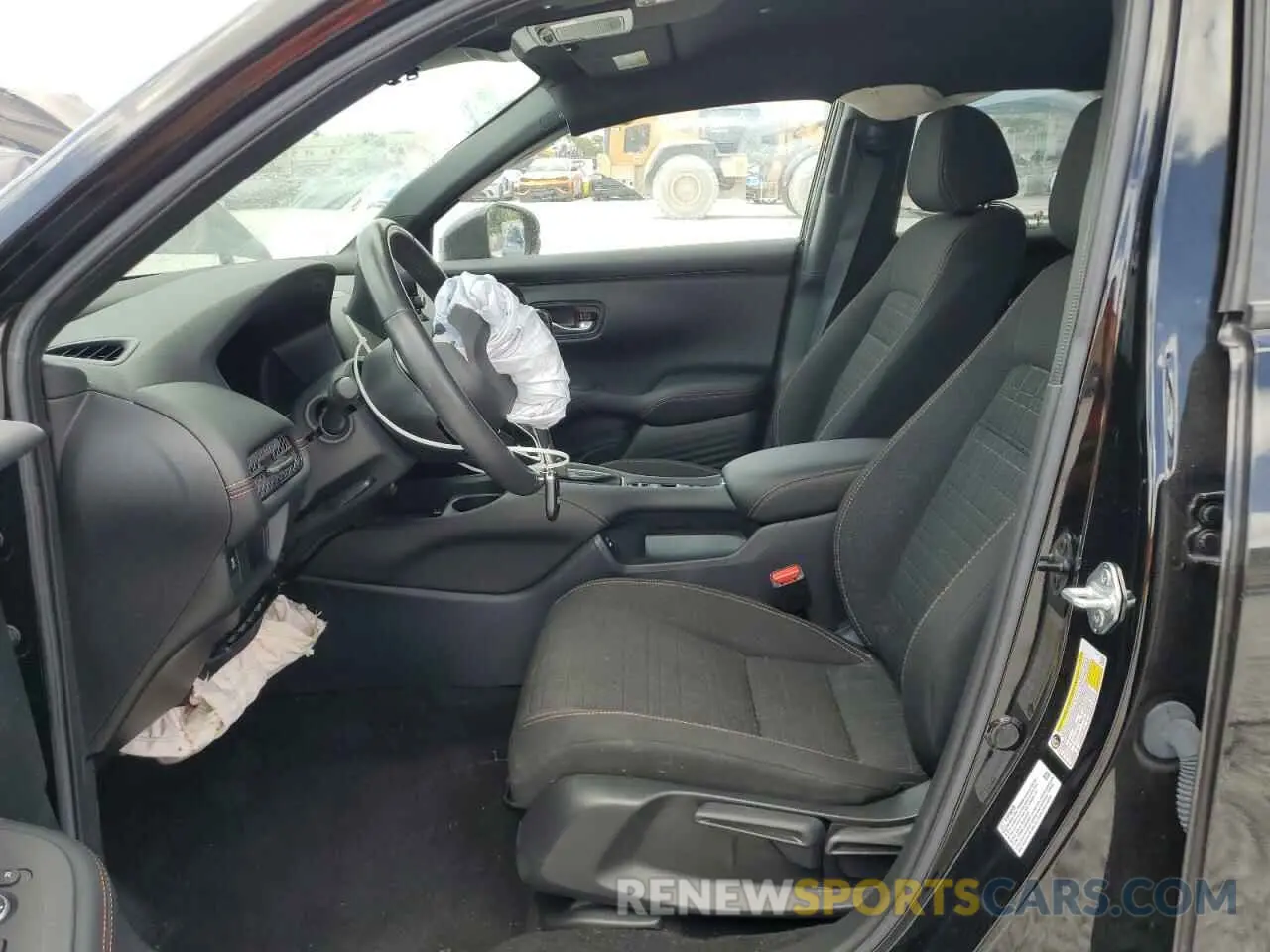 7 Photograph of a damaged car 3CZRZ1H53RM704281 HONDA HR-V 2024