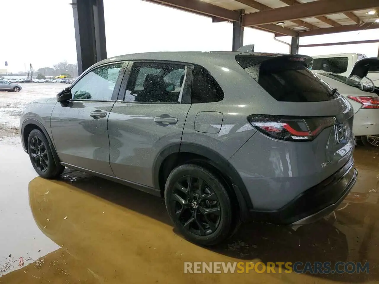 2 Photograph of a damaged car 3CZRZ1H53RM712798 HONDA HR-V 2024