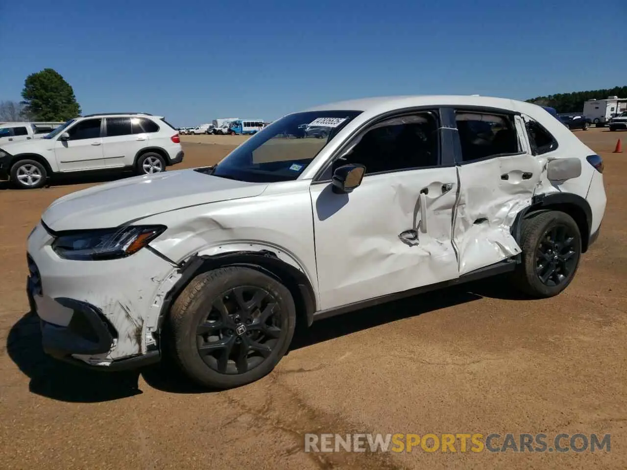 1 Photograph of a damaged car 3CZRZ1H53RM723932 HONDA HR-V 2024