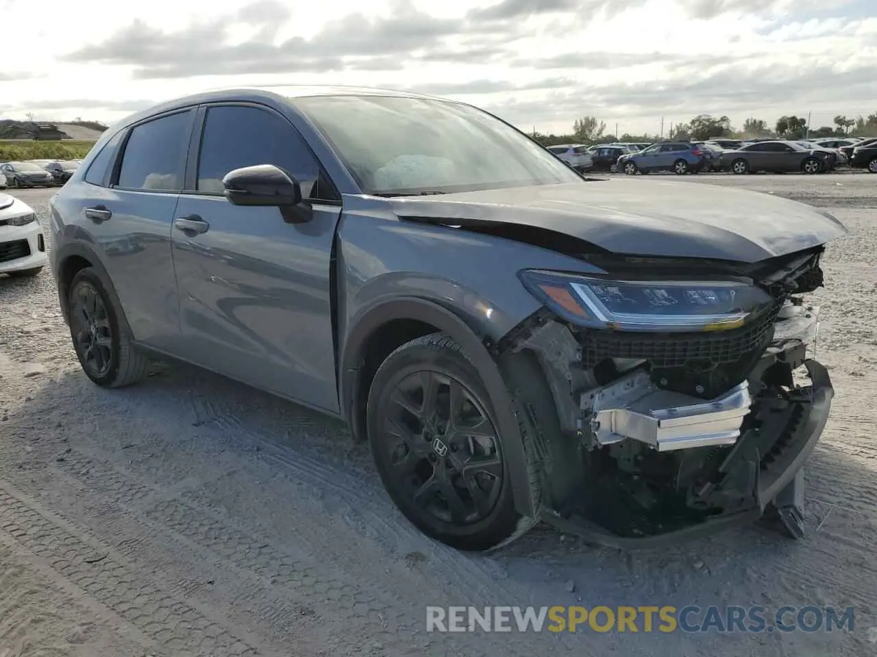 4 Photograph of a damaged car 3CZRZ1H53RM725373 HONDA HR-V 2024