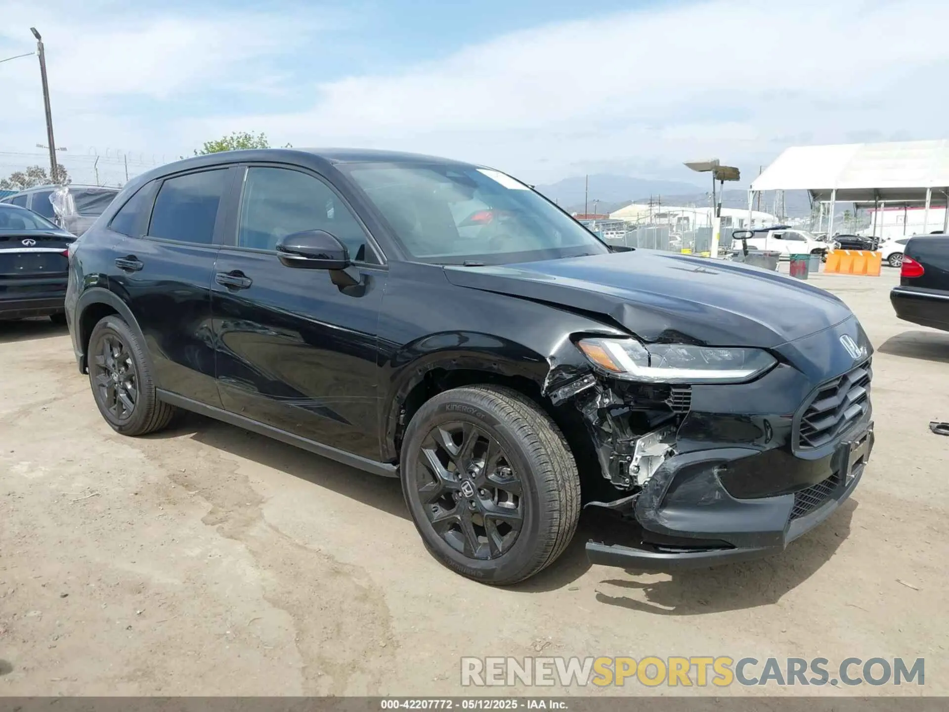 1 Photograph of a damaged car 3CZRZ1H53RM740097 HONDA HR-V 2024
