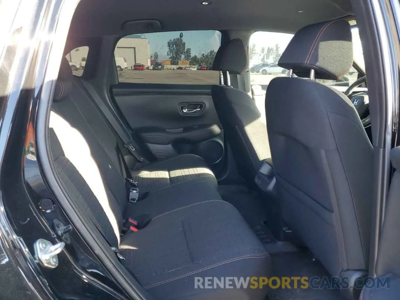 11 Photograph of a damaged car 3CZRZ1H53RM761273 HONDA HR-V 2024