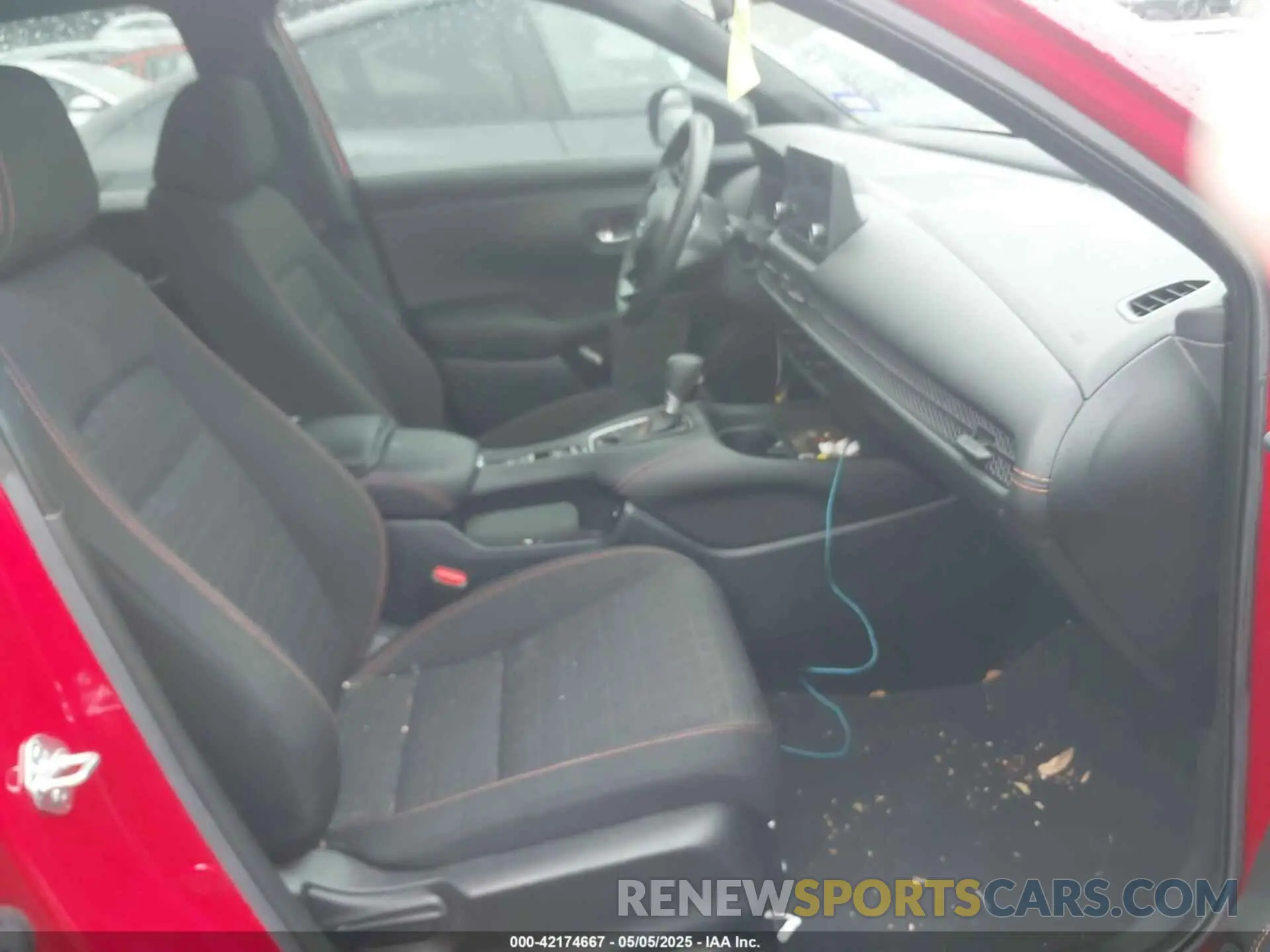 5 Photograph of a damaged car 3CZRZ1H54RM703589 HONDA HR-V 2024