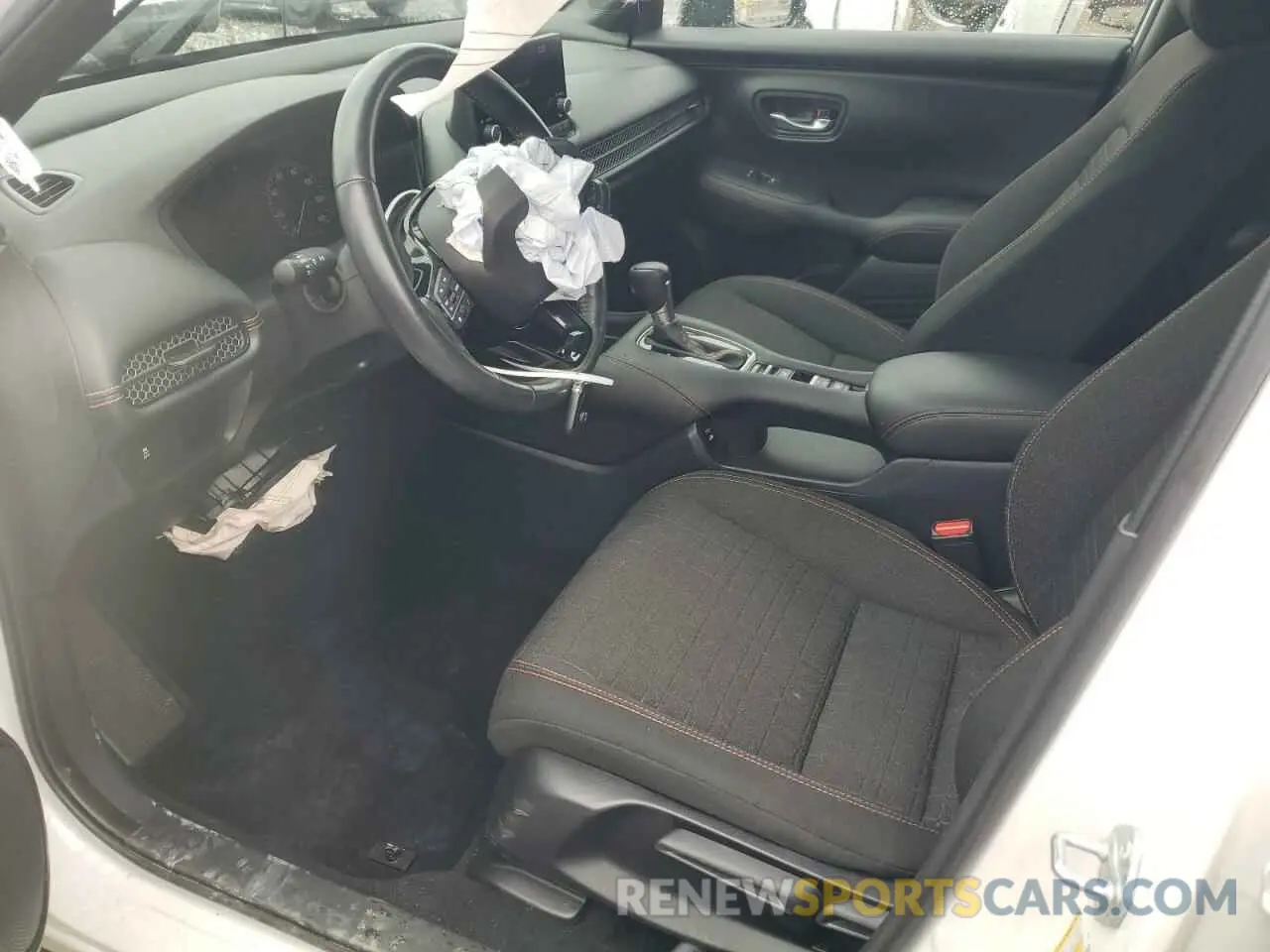 7 Photograph of a damaged car 3CZRZ1H54RM720506 HONDA HR-V 2024