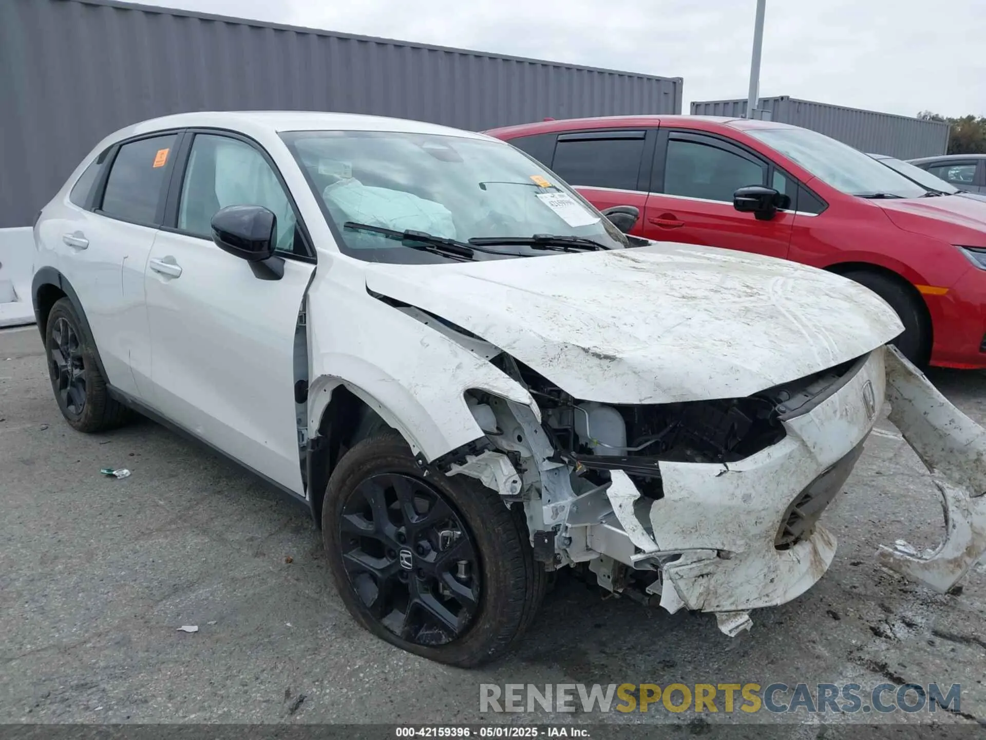 1 Photograph of a damaged car 3CZRZ1H54RM739296 HONDA HR-V 2024