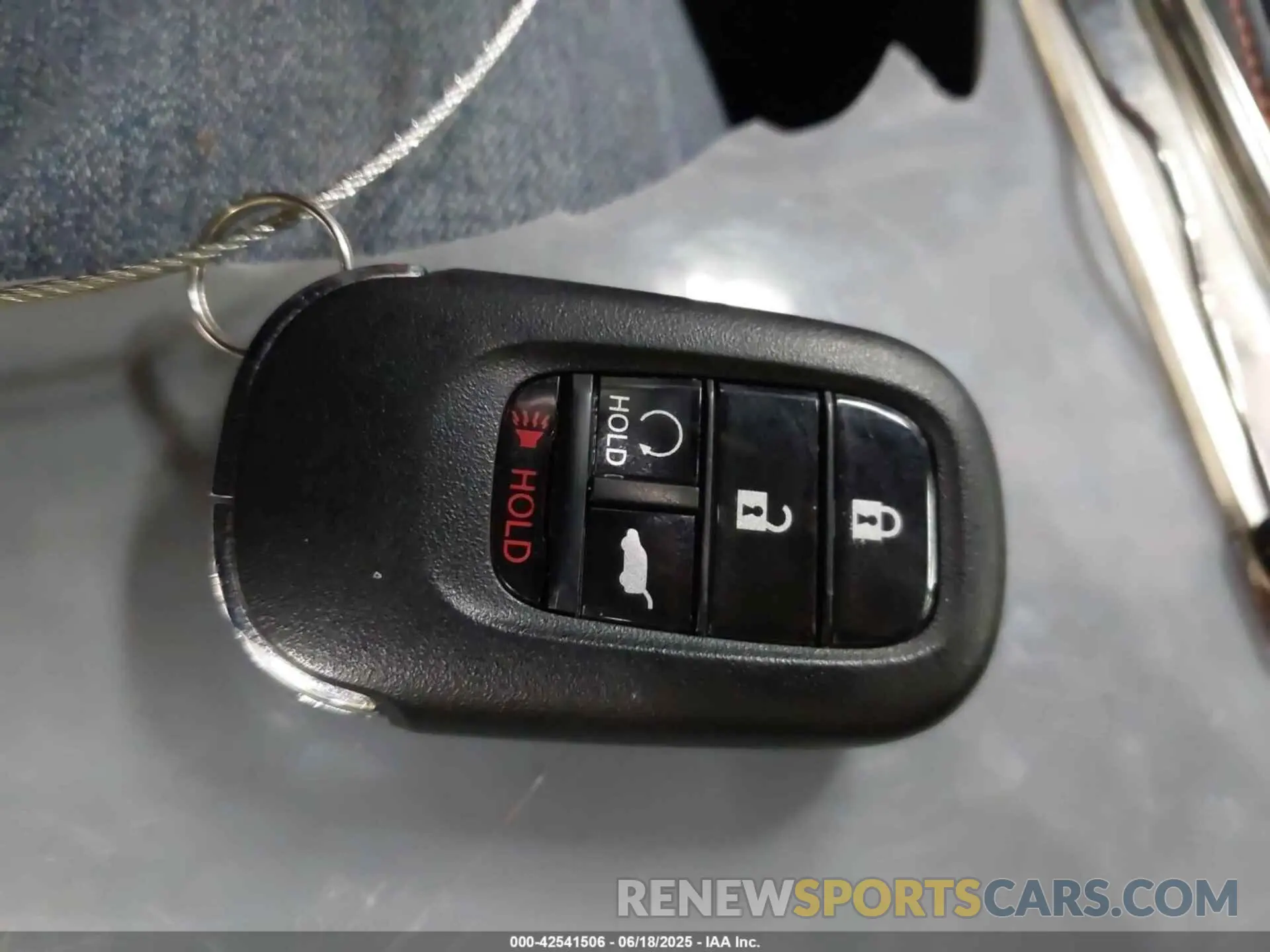 11 Photograph of a damaged car 3CZRZ1H54RM740657 HONDA HR-V 2024