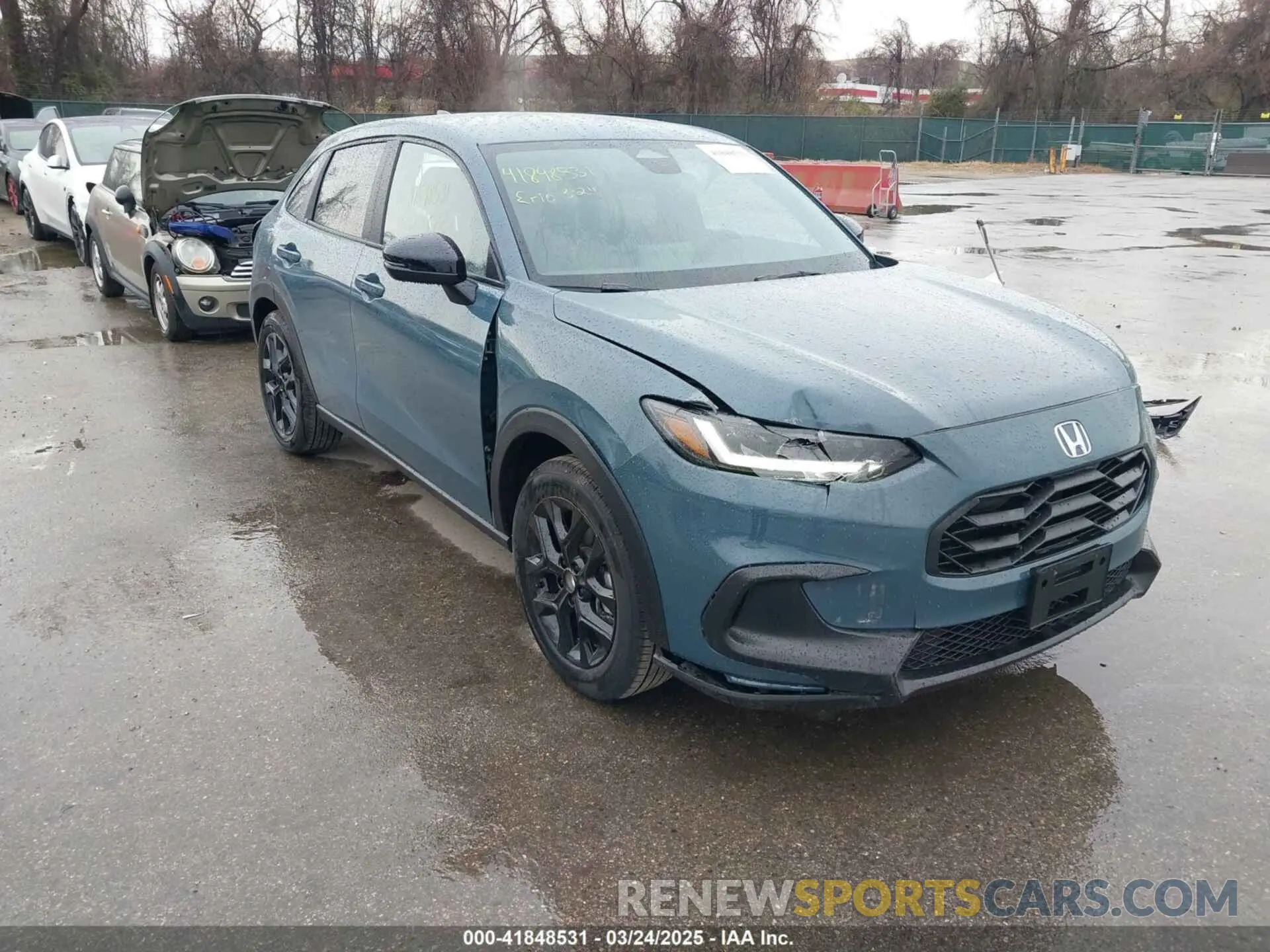 1 Photograph of a damaged car 3CZRZ1H54RM754199 HONDA HR-V 2024