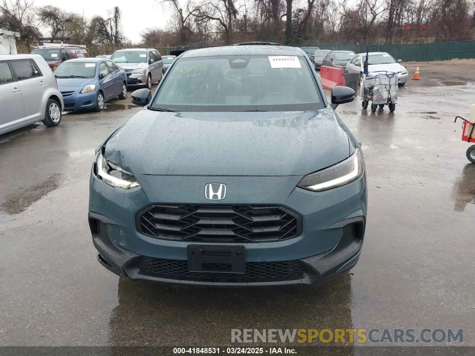 13 Photograph of a damaged car 3CZRZ1H54RM754199 HONDA HR-V 2024