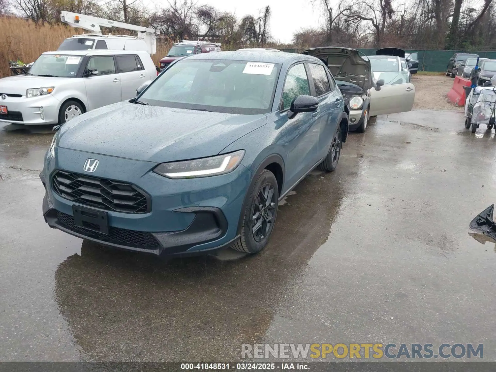 2 Photograph of a damaged car 3CZRZ1H54RM754199 HONDA HR-V 2024