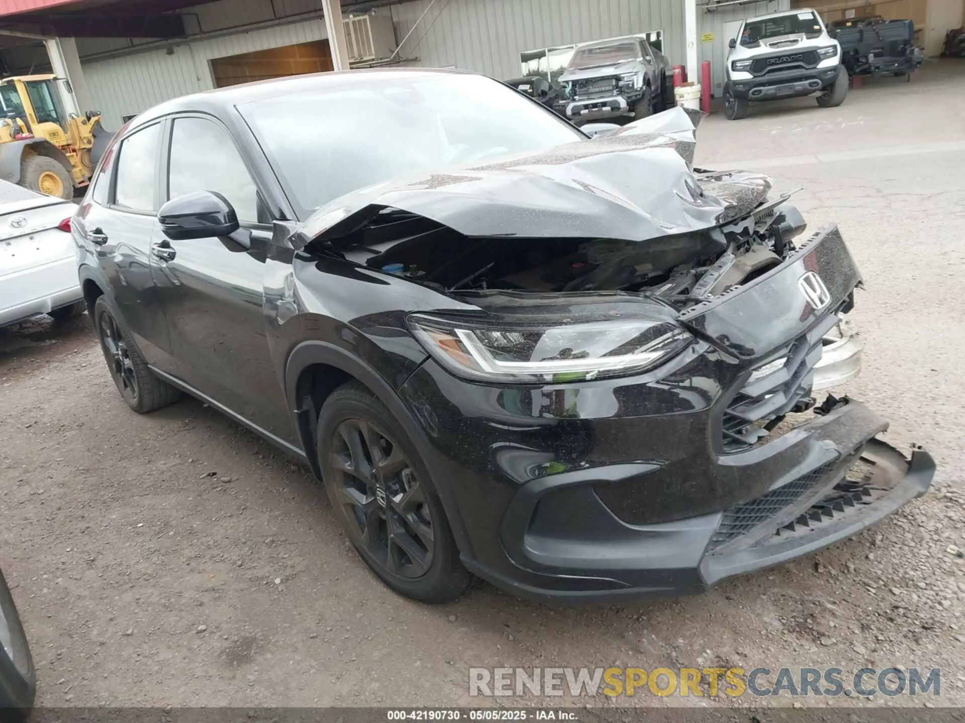 1 Photograph of a damaged car 3CZRZ1H55RM707358 HONDA HR-V 2024