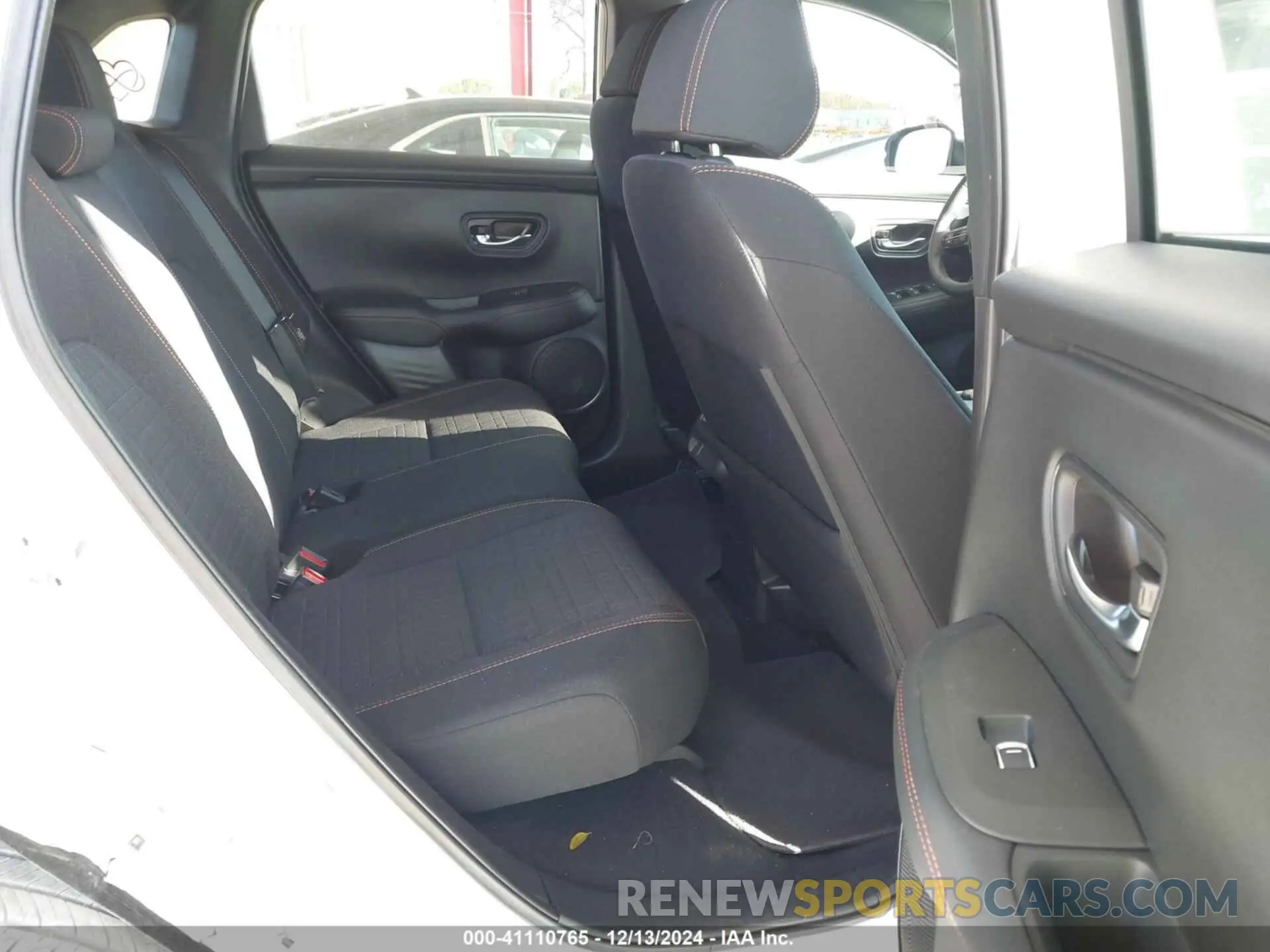 8 Photograph of a damaged car 3CZRZ1H55RM736696 HONDA HR-V 2024