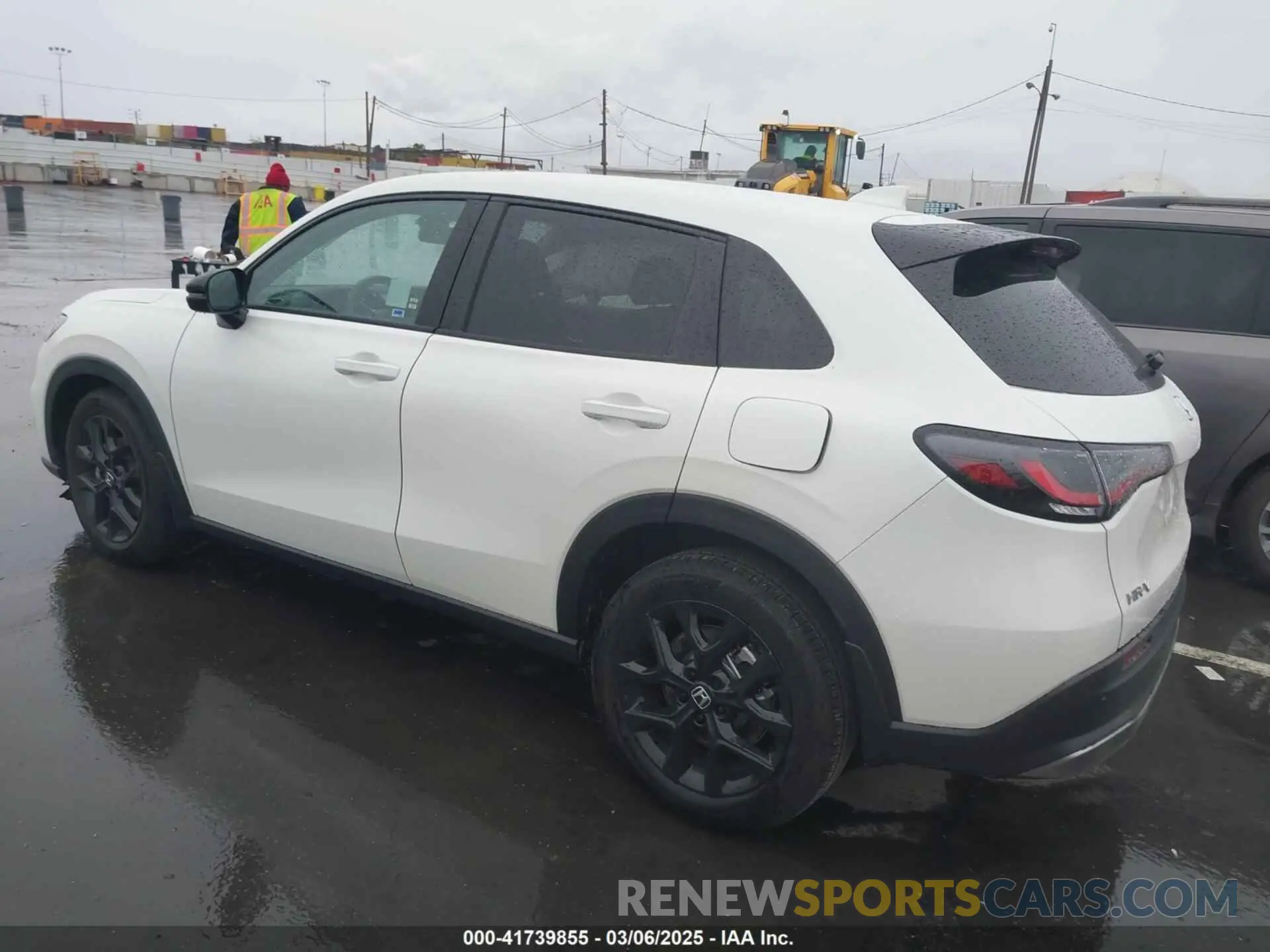 3 Photograph of a damaged car 3CZRZ1H55RM742613 HONDA HR-V 2024