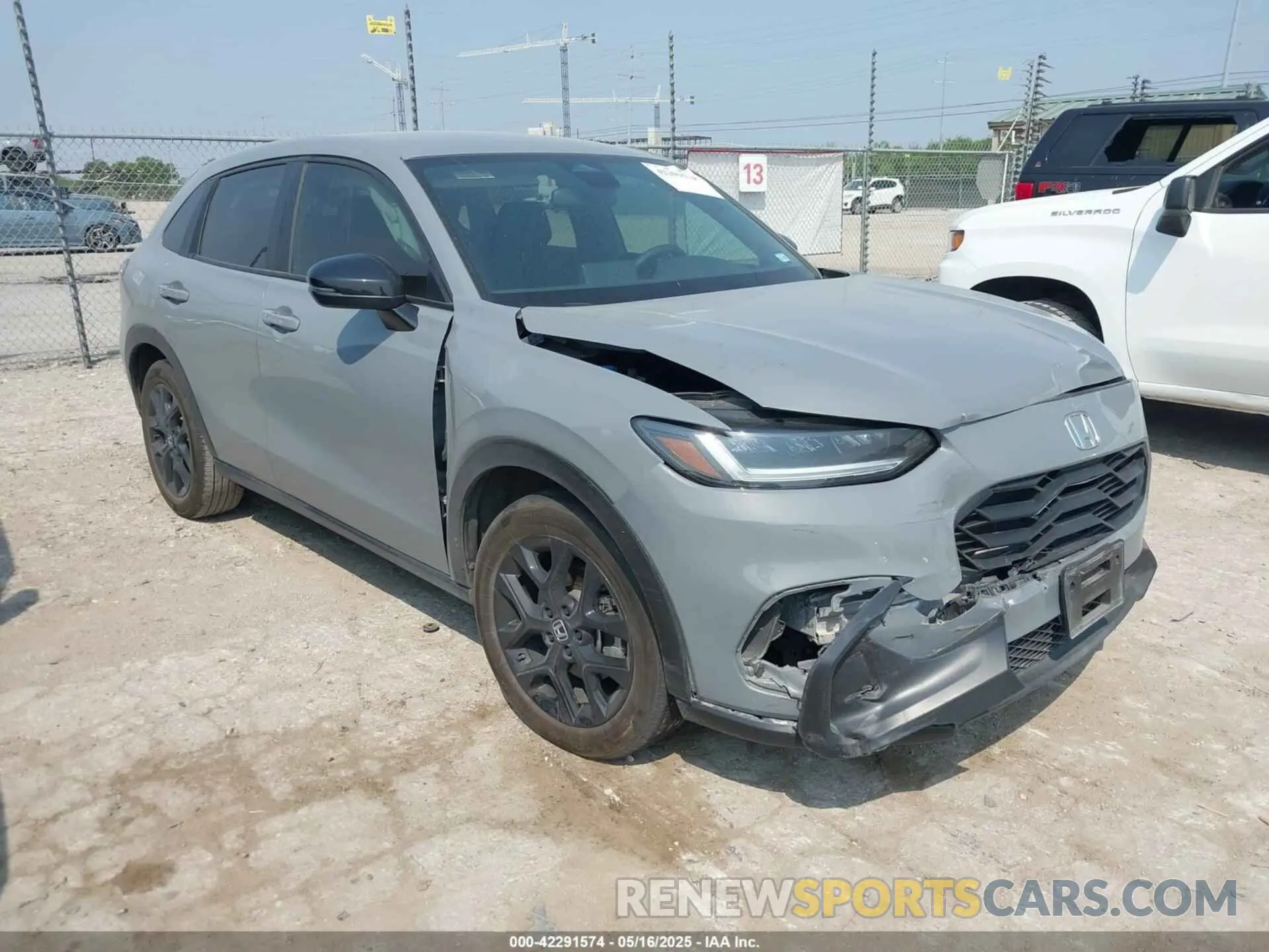 1 Photograph of a damaged car 3CZRZ1H55RM760240 HONDA HR-V 2024