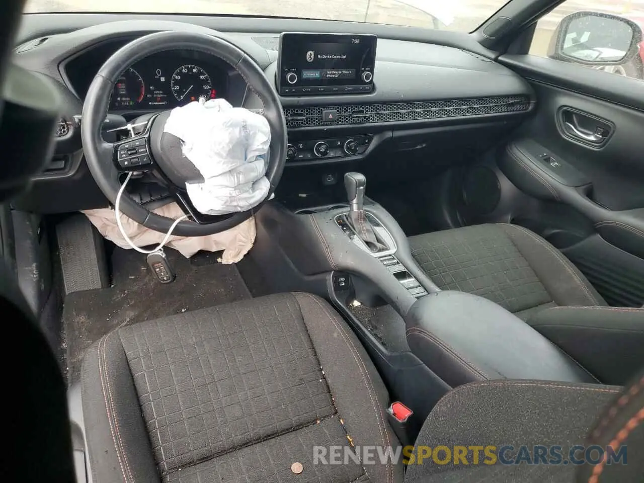 8 Photograph of a damaged car 3CZRZ1H56RM704405 HONDA HR-V 2024