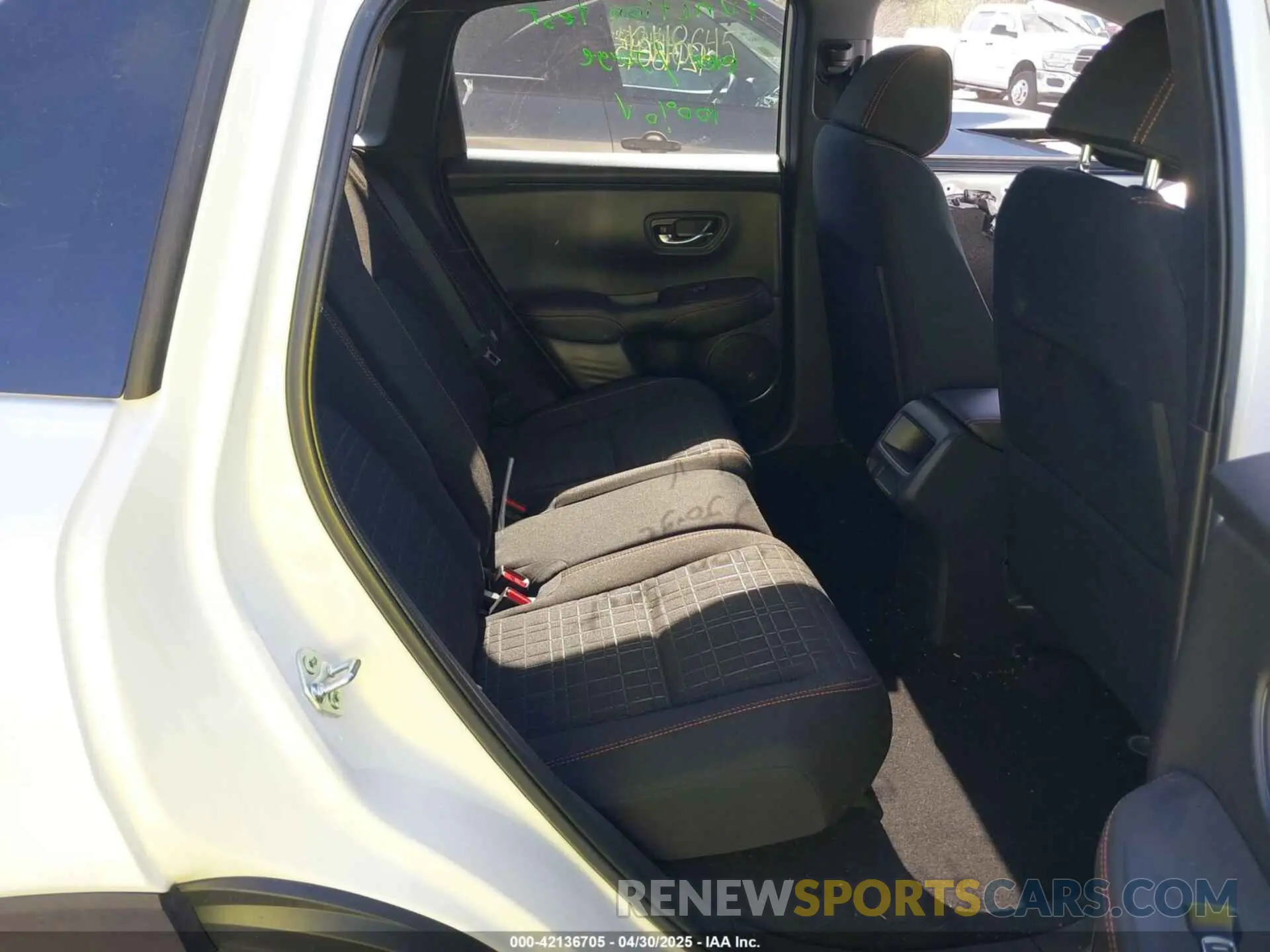 8 Photograph of a damaged car 3CZRZ1H56RM759436 HONDA HR-V 2024