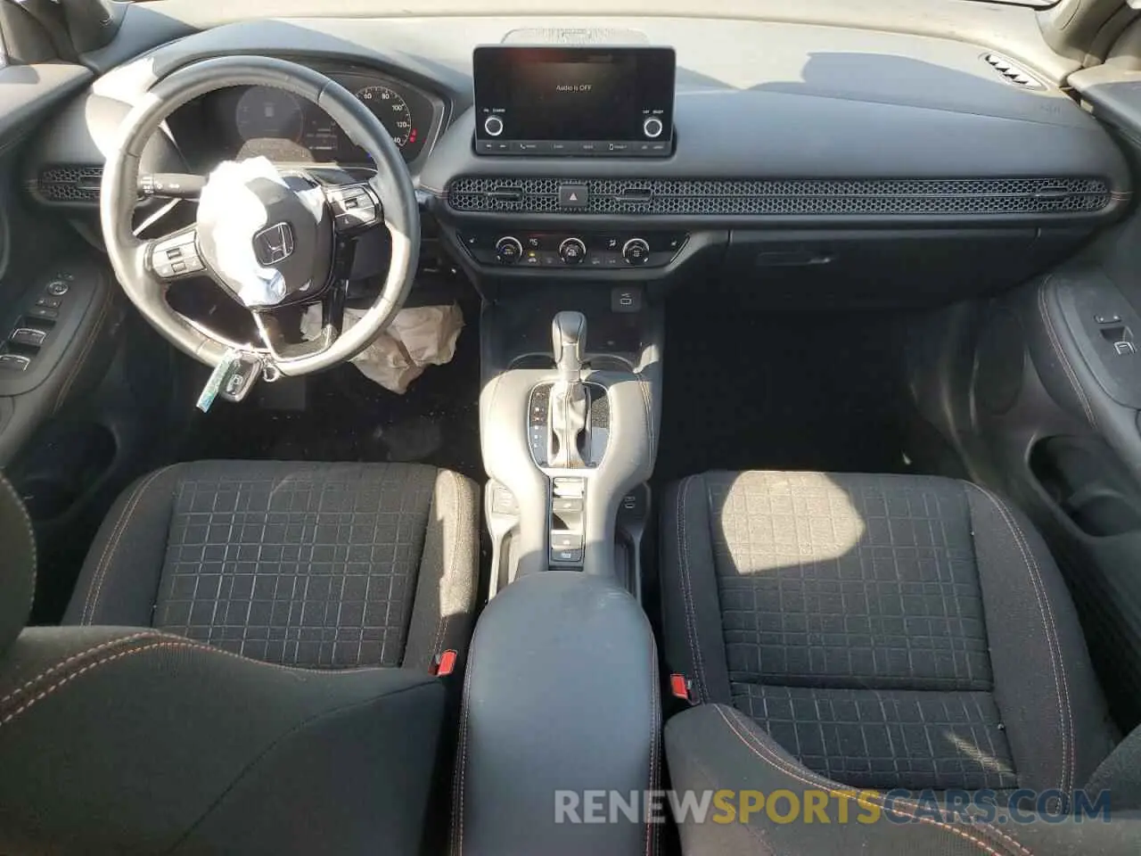 8 Photograph of a damaged car 3CZRZ1H57RM729801 HONDA HR-V 2024