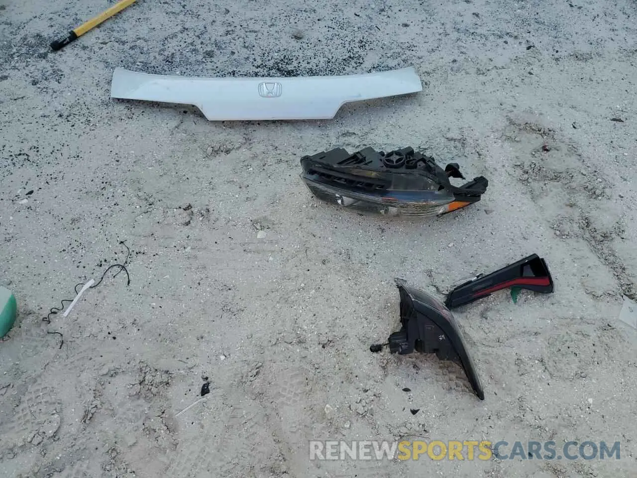13 Photograph of a damaged car 3CZRZ1H57RM731404 HONDA HR-V 2024