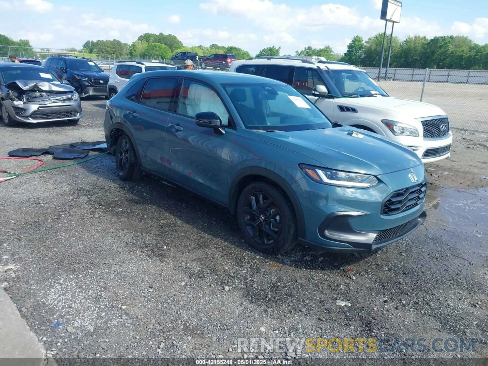 1 Photograph of a damaged car 3CZRZ1H57RM733217 HONDA HR-V 2024