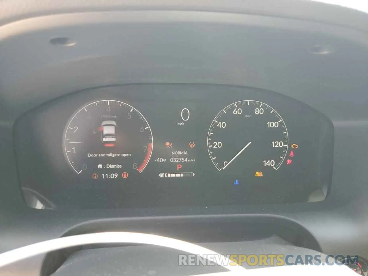 9 Photograph of a damaged car 3CZRZ1H57RM749546 HONDA HR-V 2024
